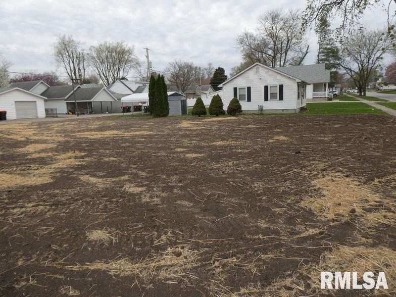 415 5th Street, Lincoln, Illinois image 3