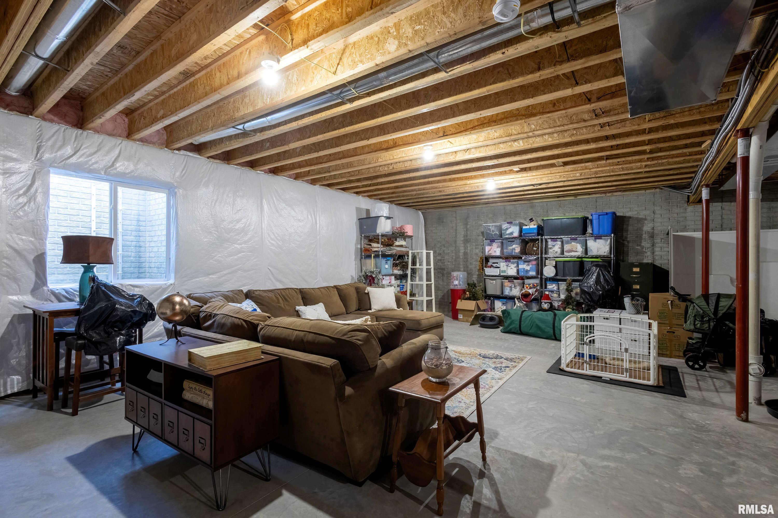4417 Slate Creek Drive, Bettendorf, Iowa image 27