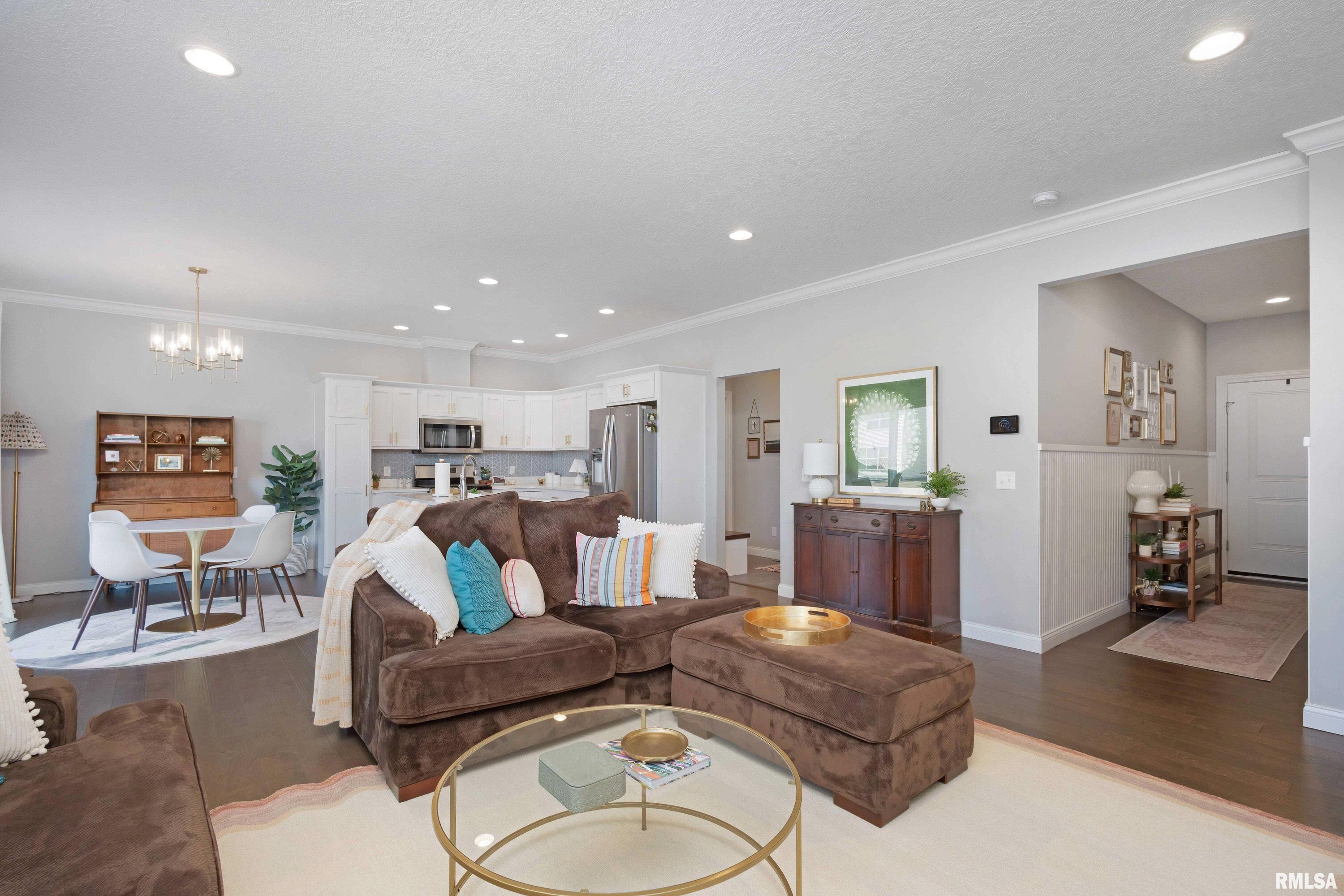 4417 Slate Creek Drive, Bettendorf, Iowa image 5