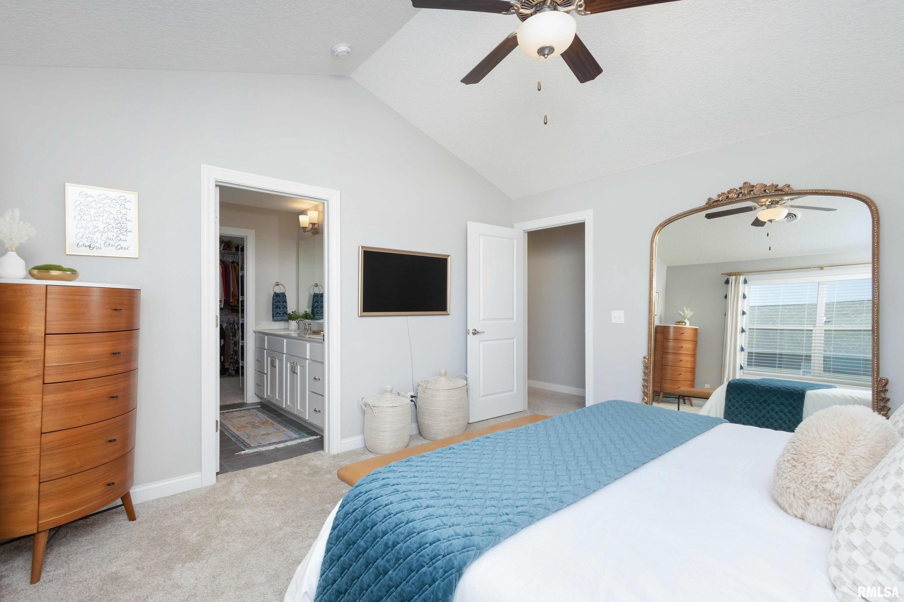 4417 Slate Creek Drive, Bettendorf, Iowa image 23