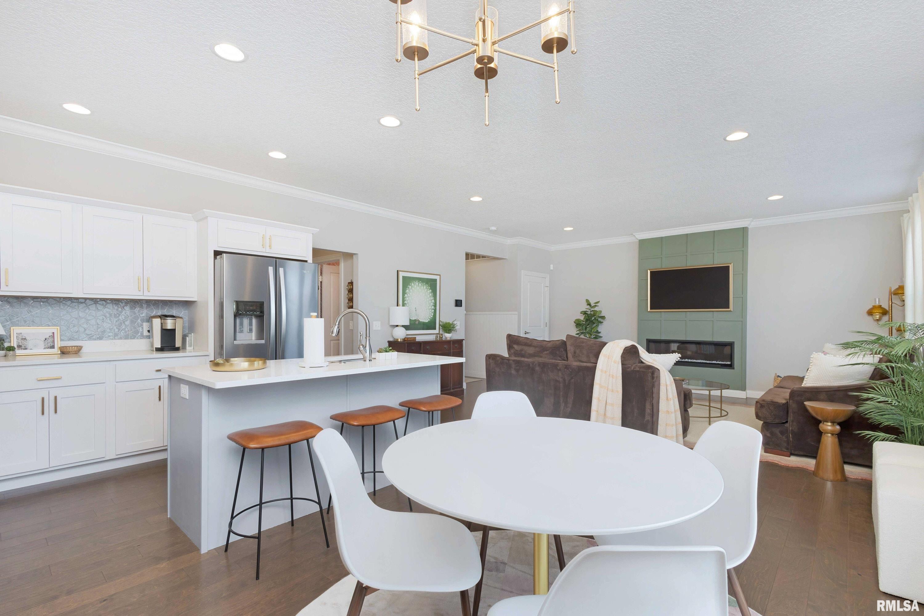 4417 Slate Creek Drive, Bettendorf, Iowa image 13