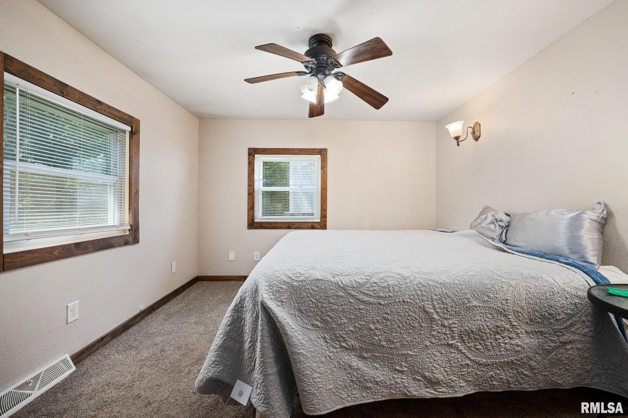133 Hollywood Circle, Creve Coeur, Illinois image 16
