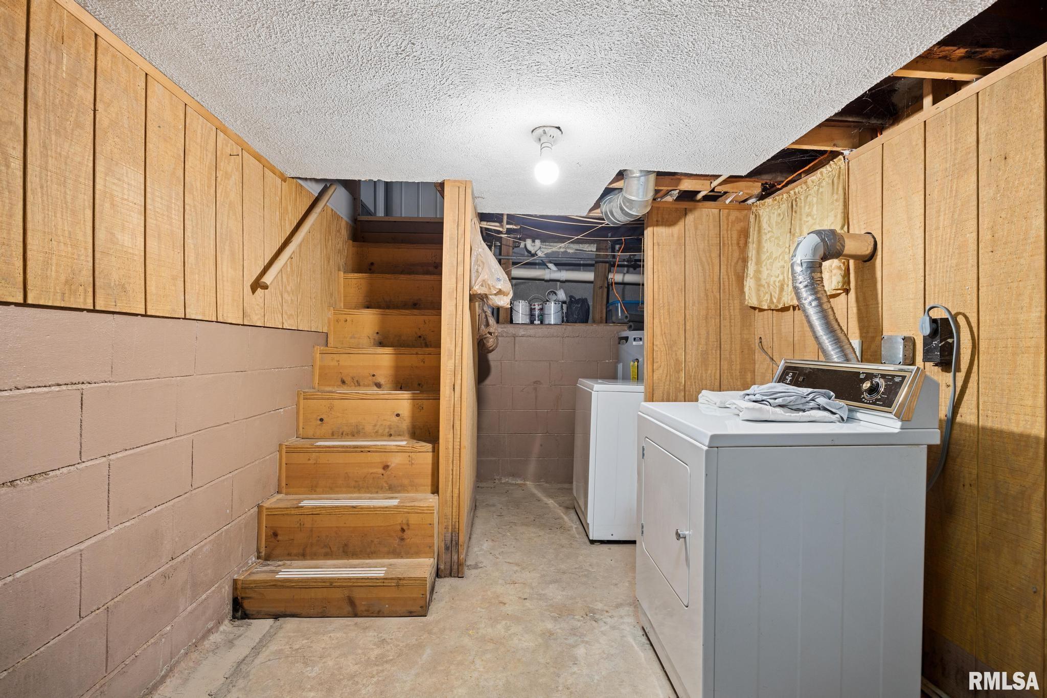 133 Hollywood Circle, Creve Coeur, Illinois image 19