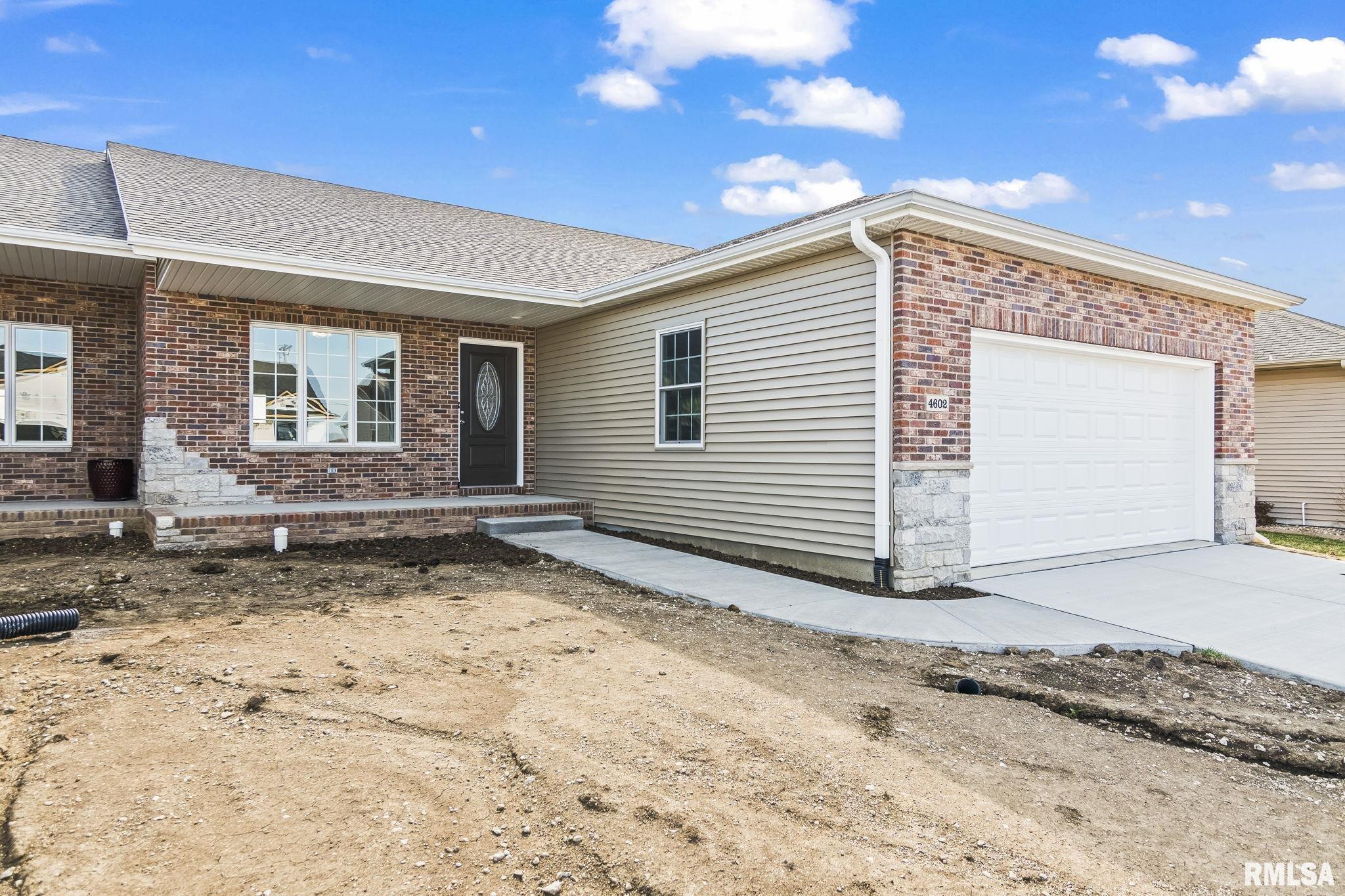 4602 Castle Pines Drive, Springfield, Illinois image 1