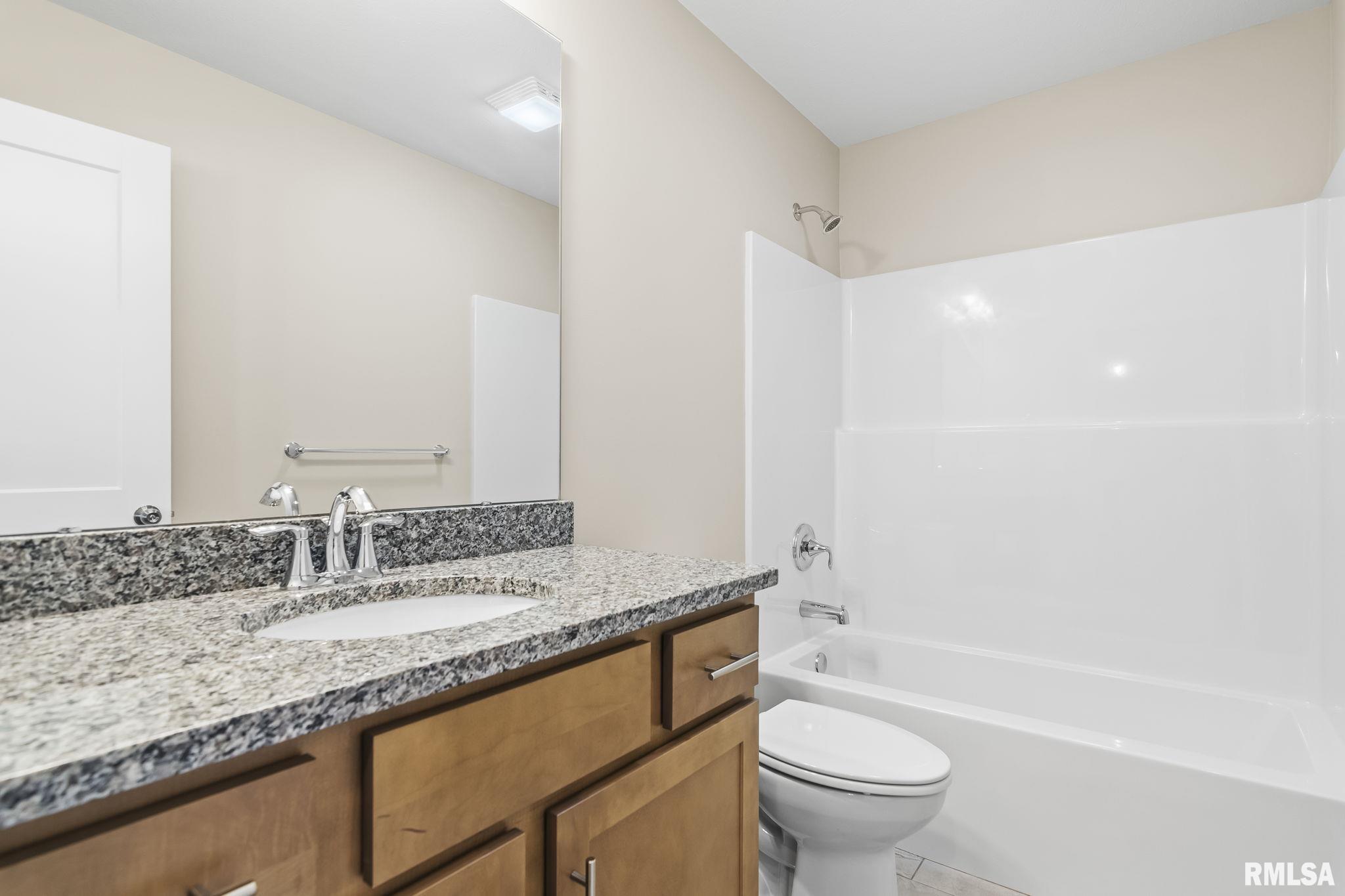 4602 Castle Pines Drive, Springfield, Illinois image 22