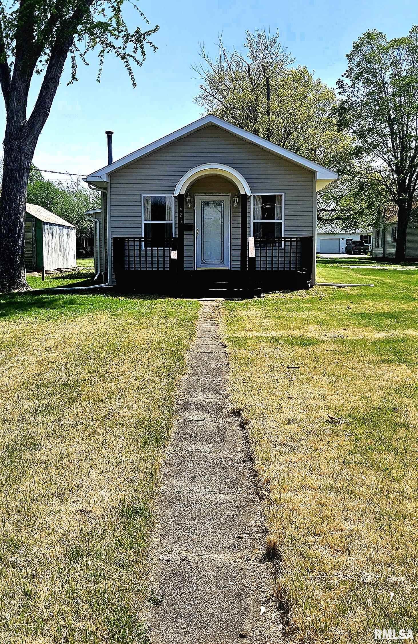823 N Broadway Street, Lewistown, Illinois image 3