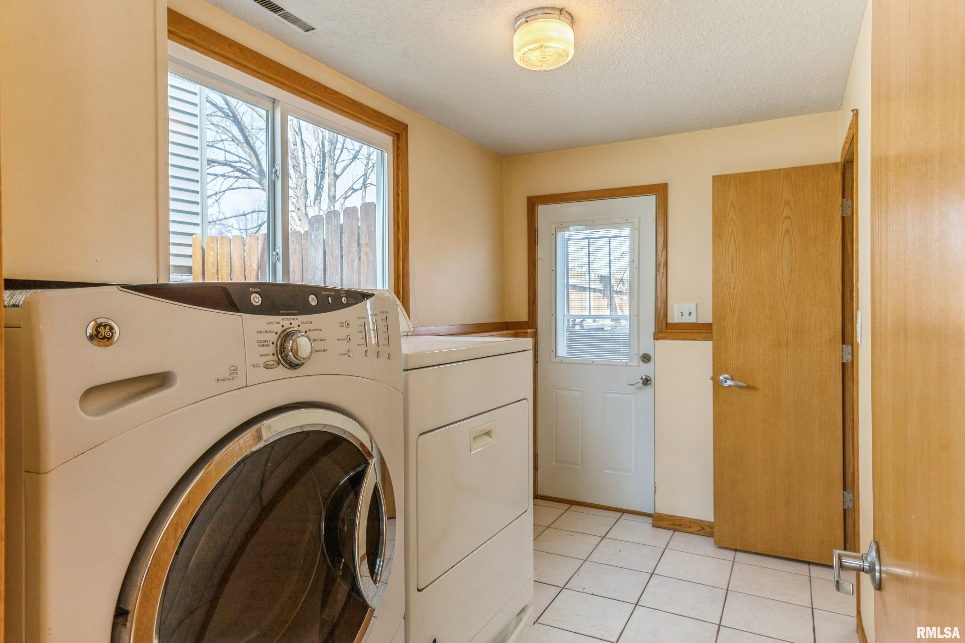 4204 Warren Street, Davenport, Iowa image 9