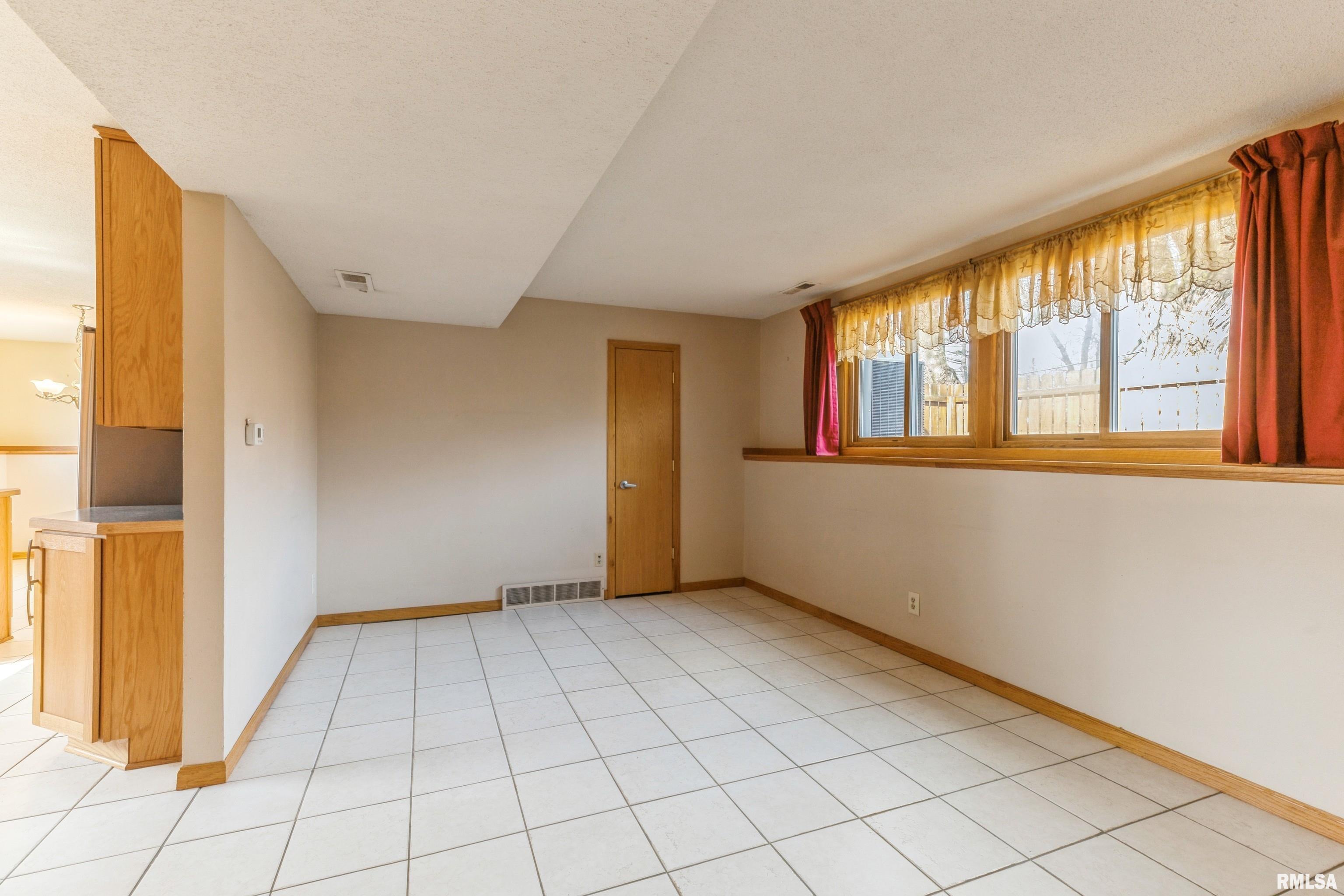 4204 Warren Street, Davenport, Iowa image 4