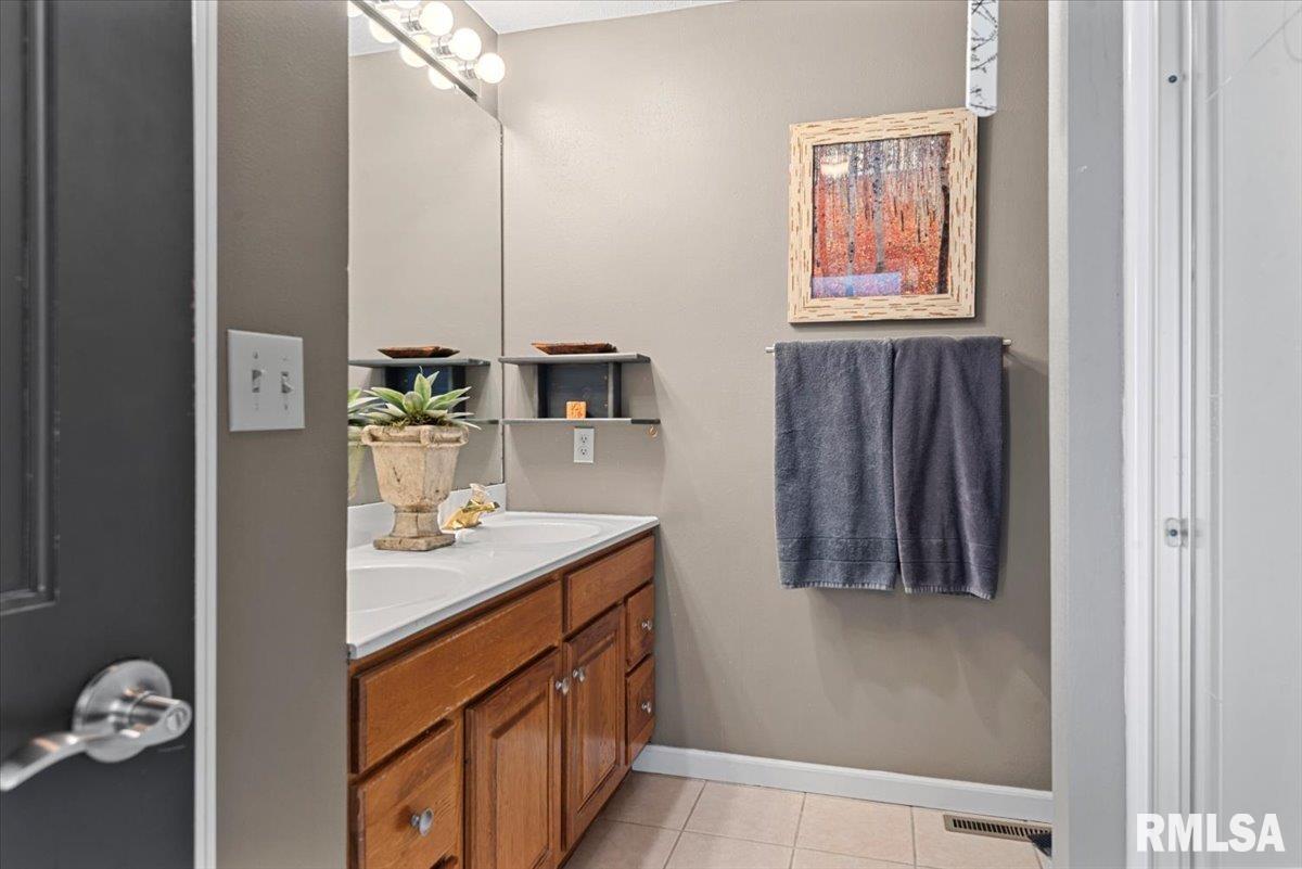 3709 Indian Grass Lane, Springfield, Illinois image 27