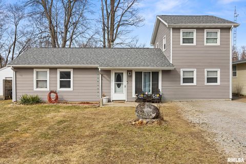 Homes For Sale - 2236 E Linnhill Lane<br/> Tazewell County, Washington, IL 61571