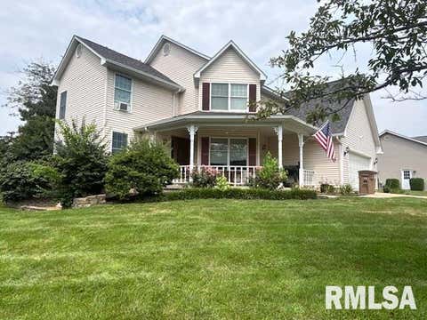 Homes For Sale - 16 Fox Hill Street<br/> Carlinville, IL 62626