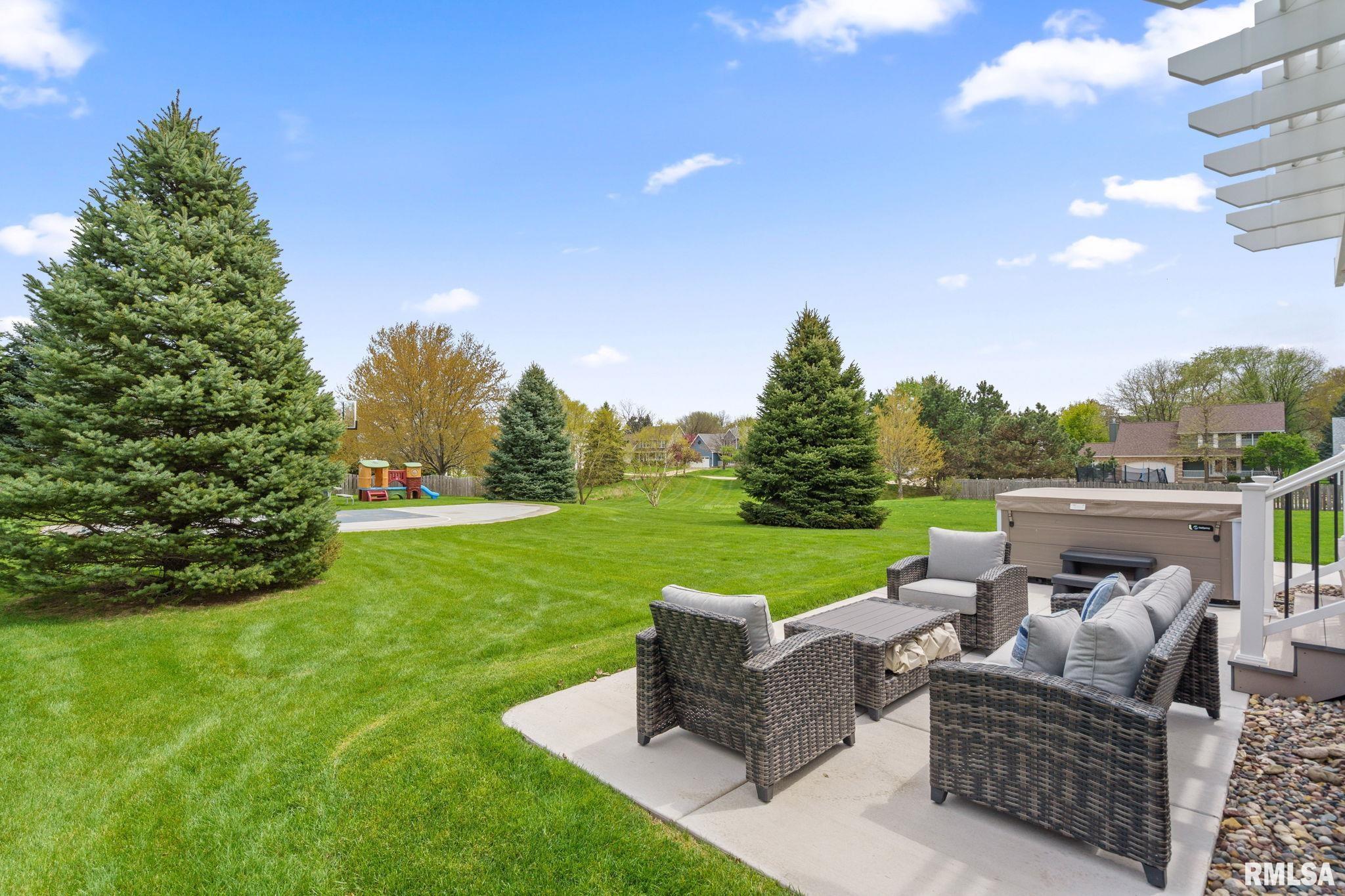 2025 Ashford Road, Bettendorf, Iowa image 35