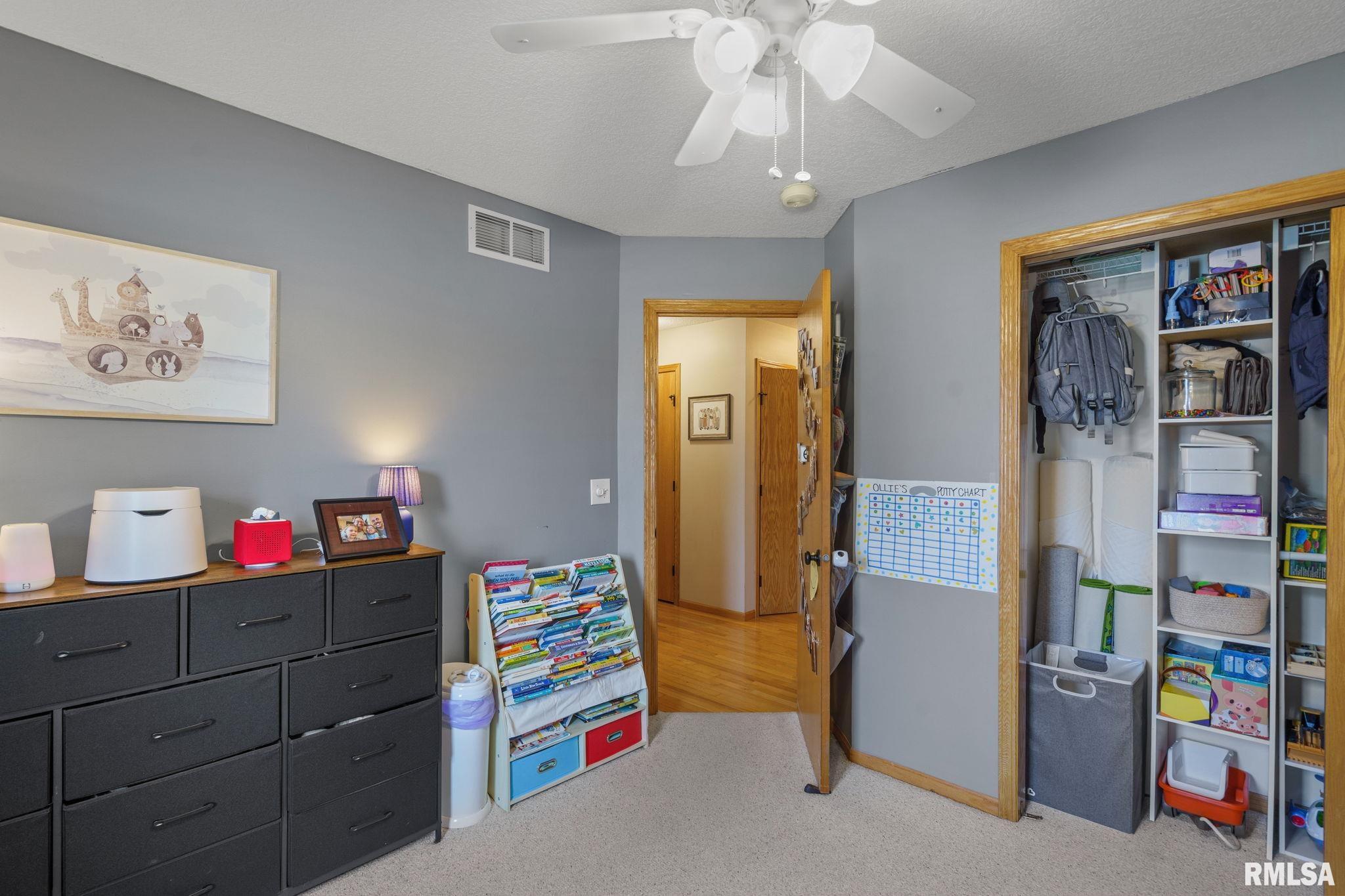 2025 Ashford Road, Bettendorf, Iowa image 23