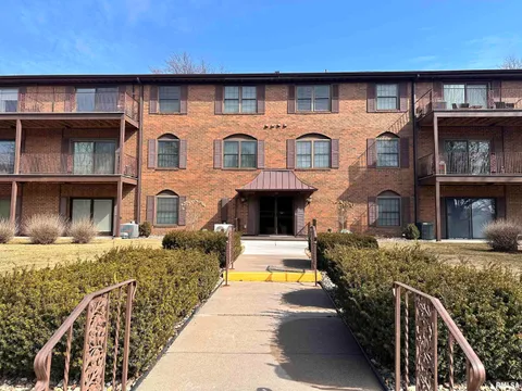 1350 Kimberly Ridge Road Unit 101, Bettendorf, IA 52722 - MLS#: QC4260909