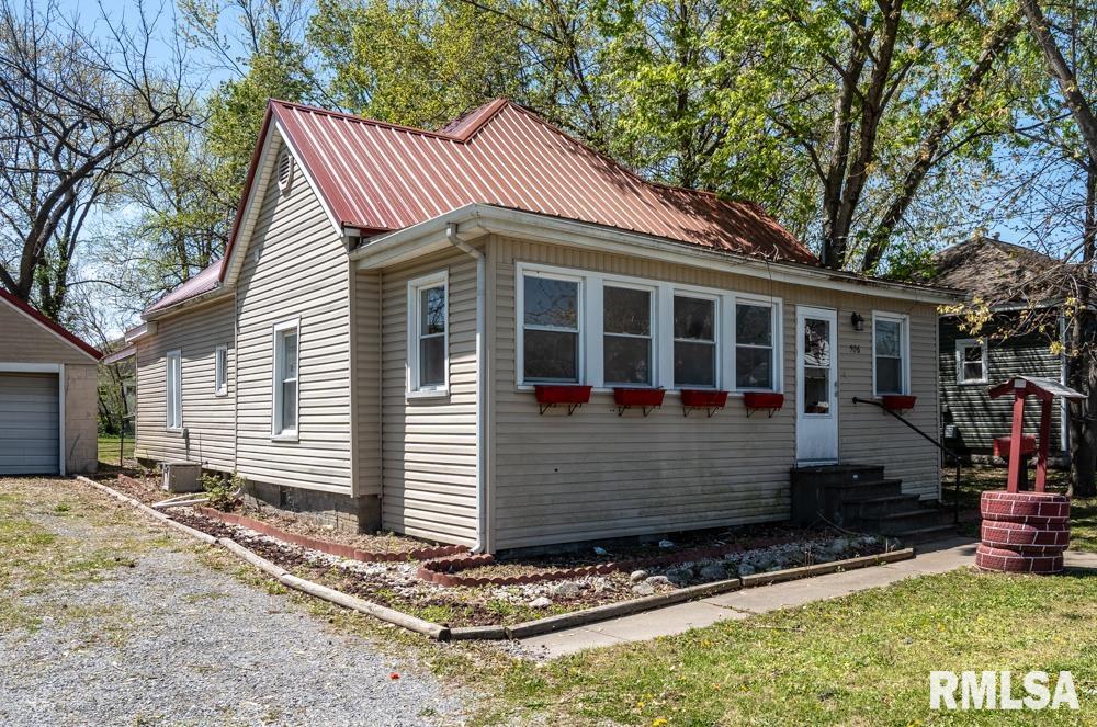 506 E Saint Louis Street, West Frankfort, Illinois image 1