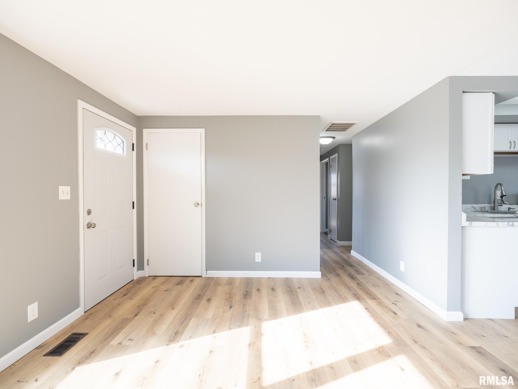 502 Briargate Road, Washington, Illinois image 5
