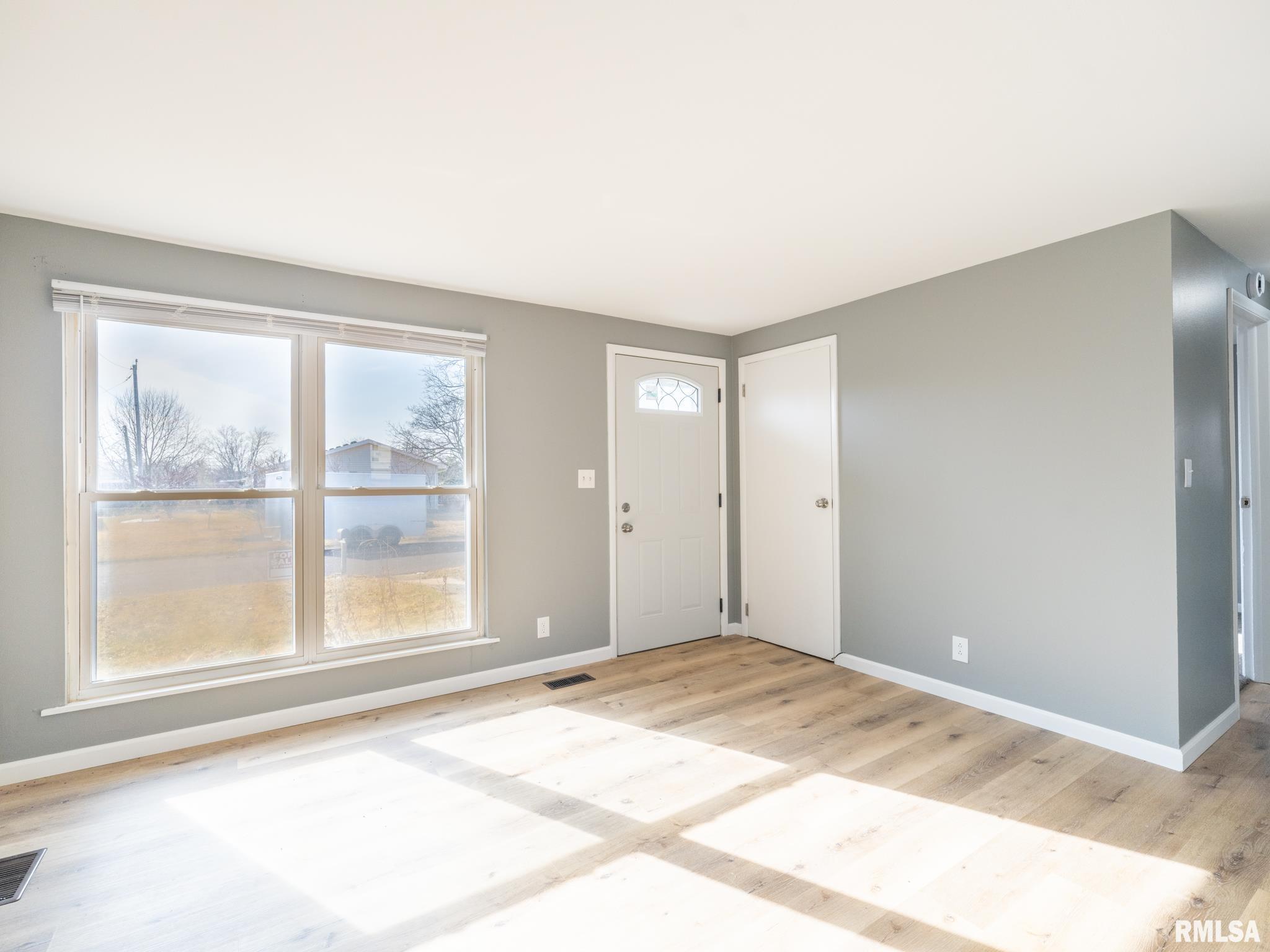 502 Briargate Road, Washington, Illinois image 4