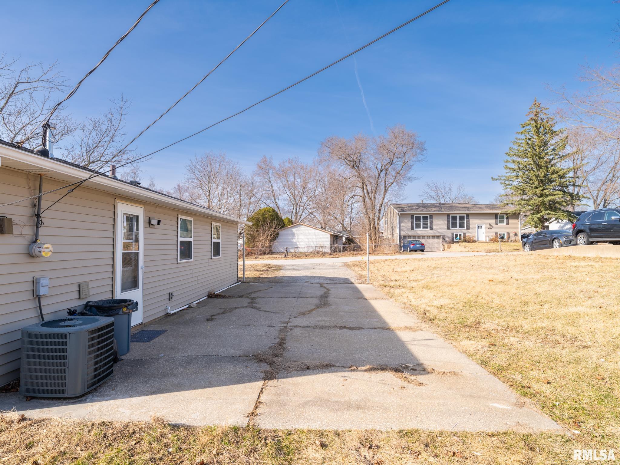 502 Briargate Road, Washington, Illinois image 32