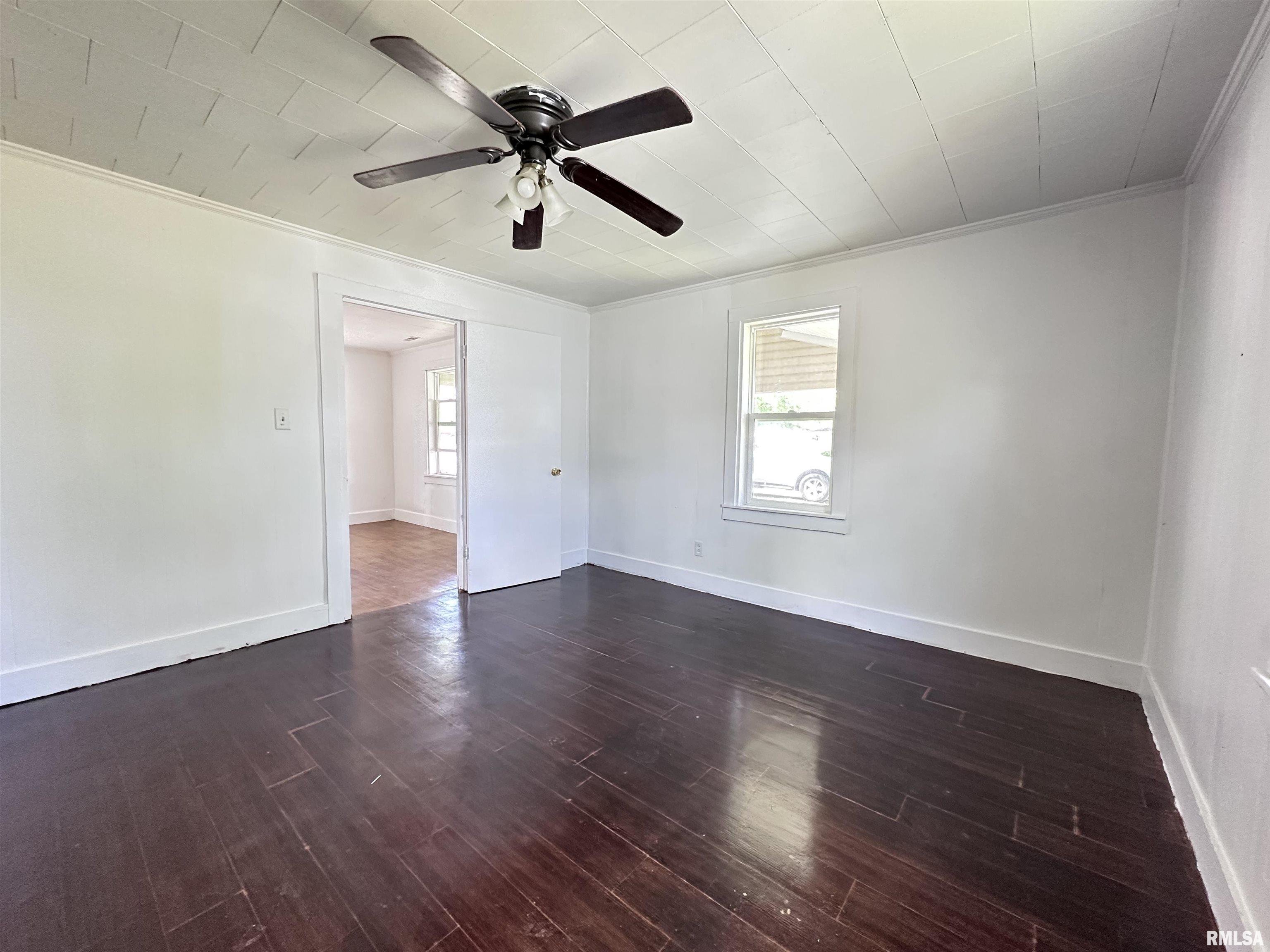 329 N Broadway Street, Goreville, Illinois image 10