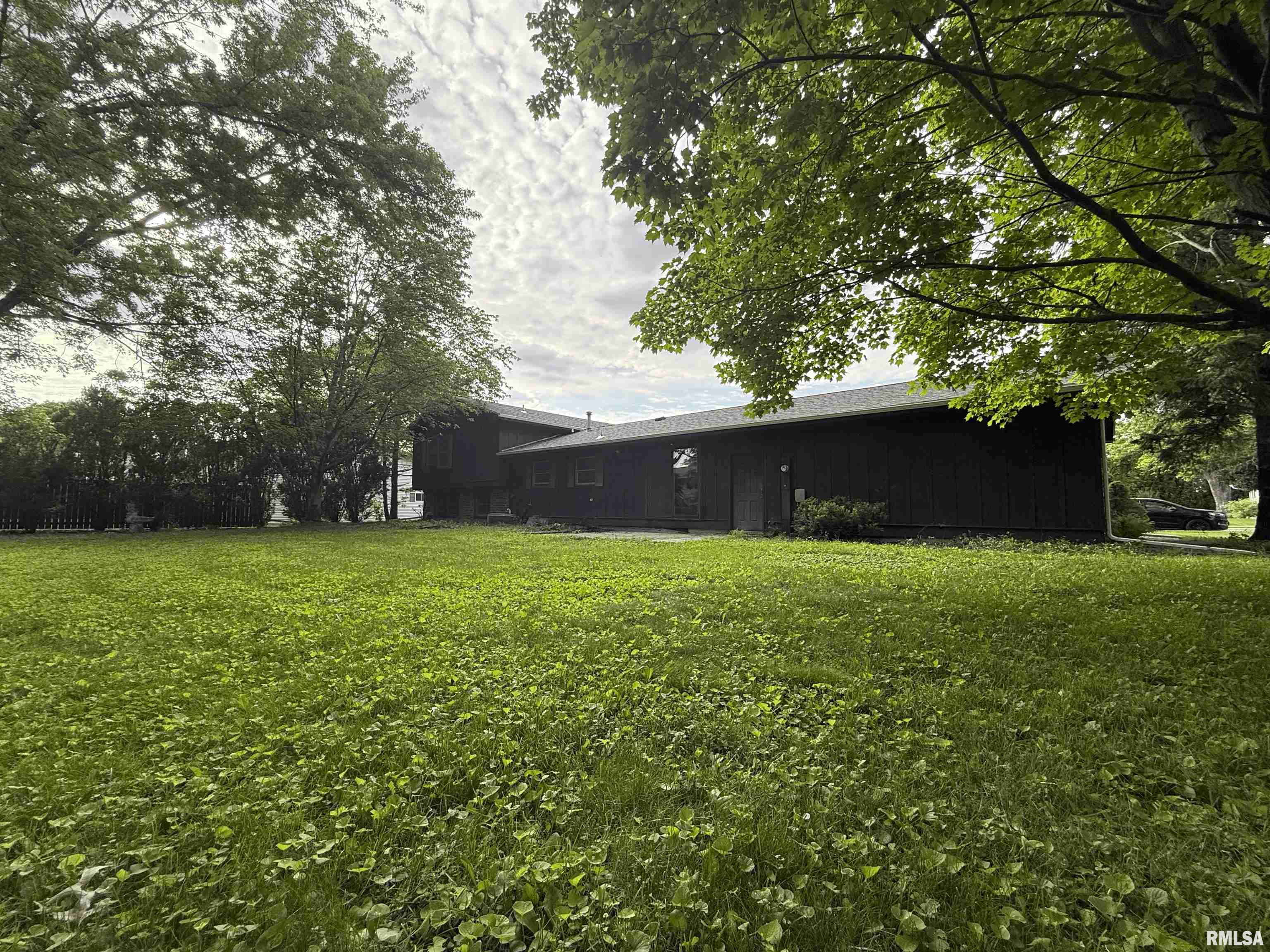 720 Mulberry Drive, Geneseo, Illinois image 5