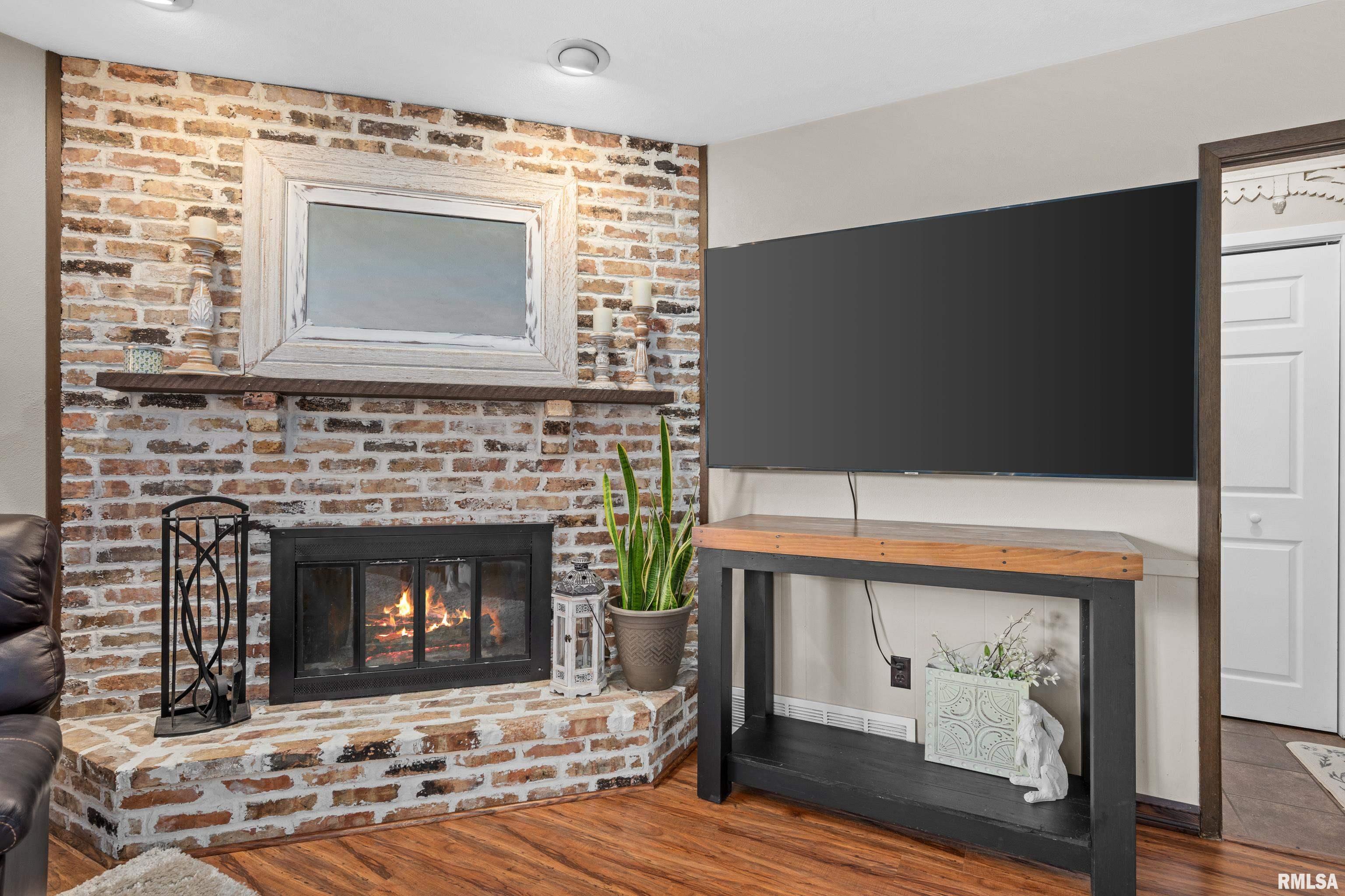 1702 54th Street Court, Moline, Illinois image 16
