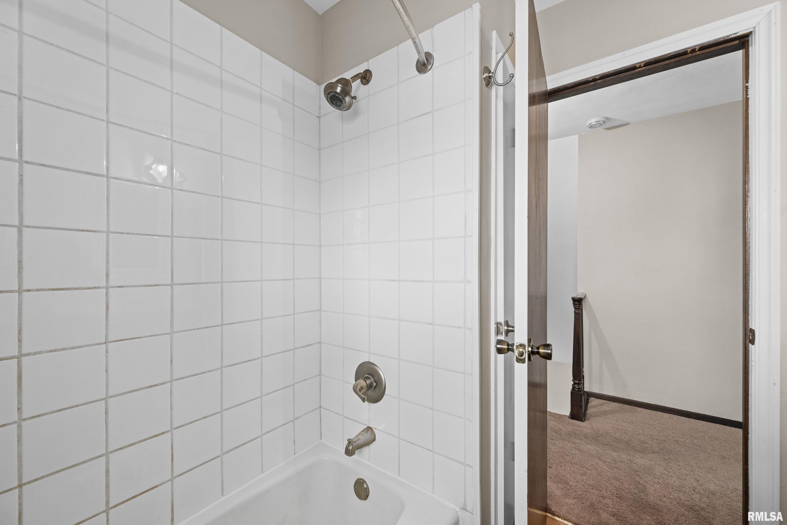 1702 54th Street Court, Moline, Illinois image 27
