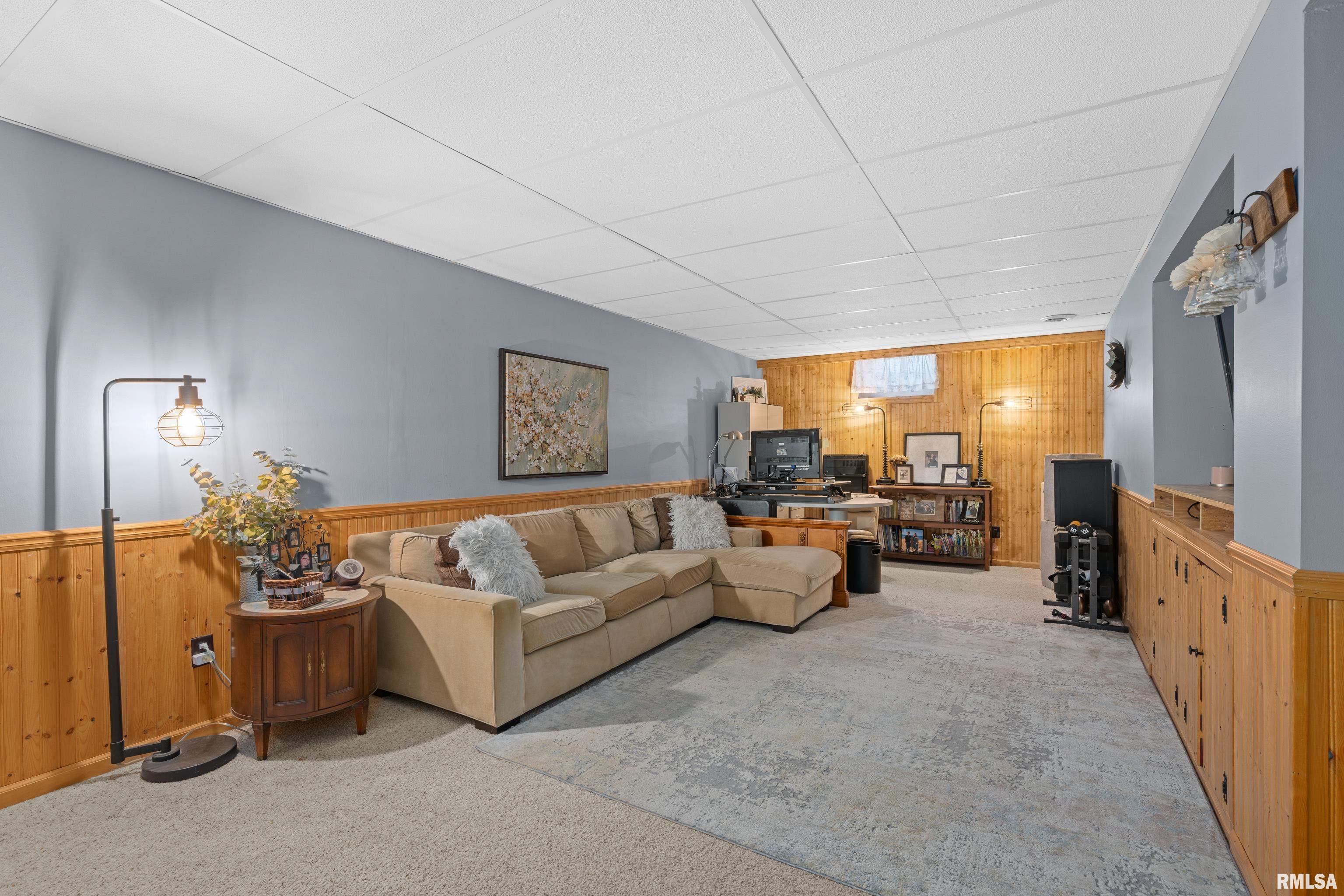 1702 54th Street Court, Moline, Illinois image 30