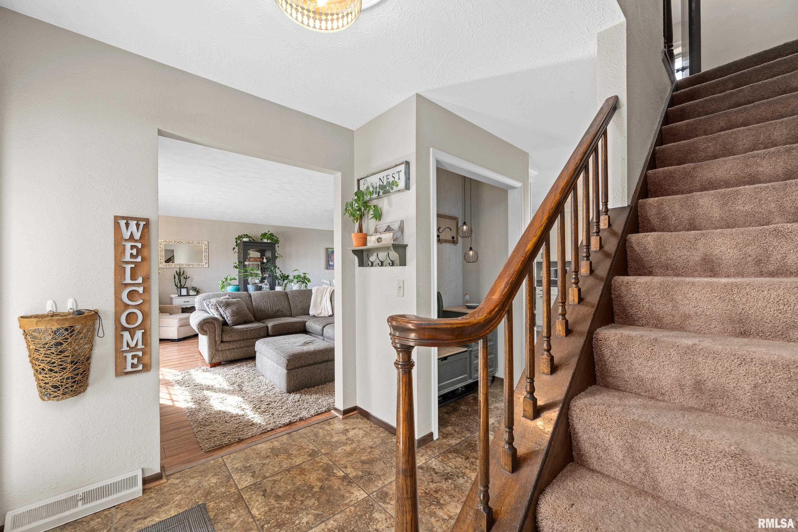 1702 54th Street Court, Moline, Illinois image 19