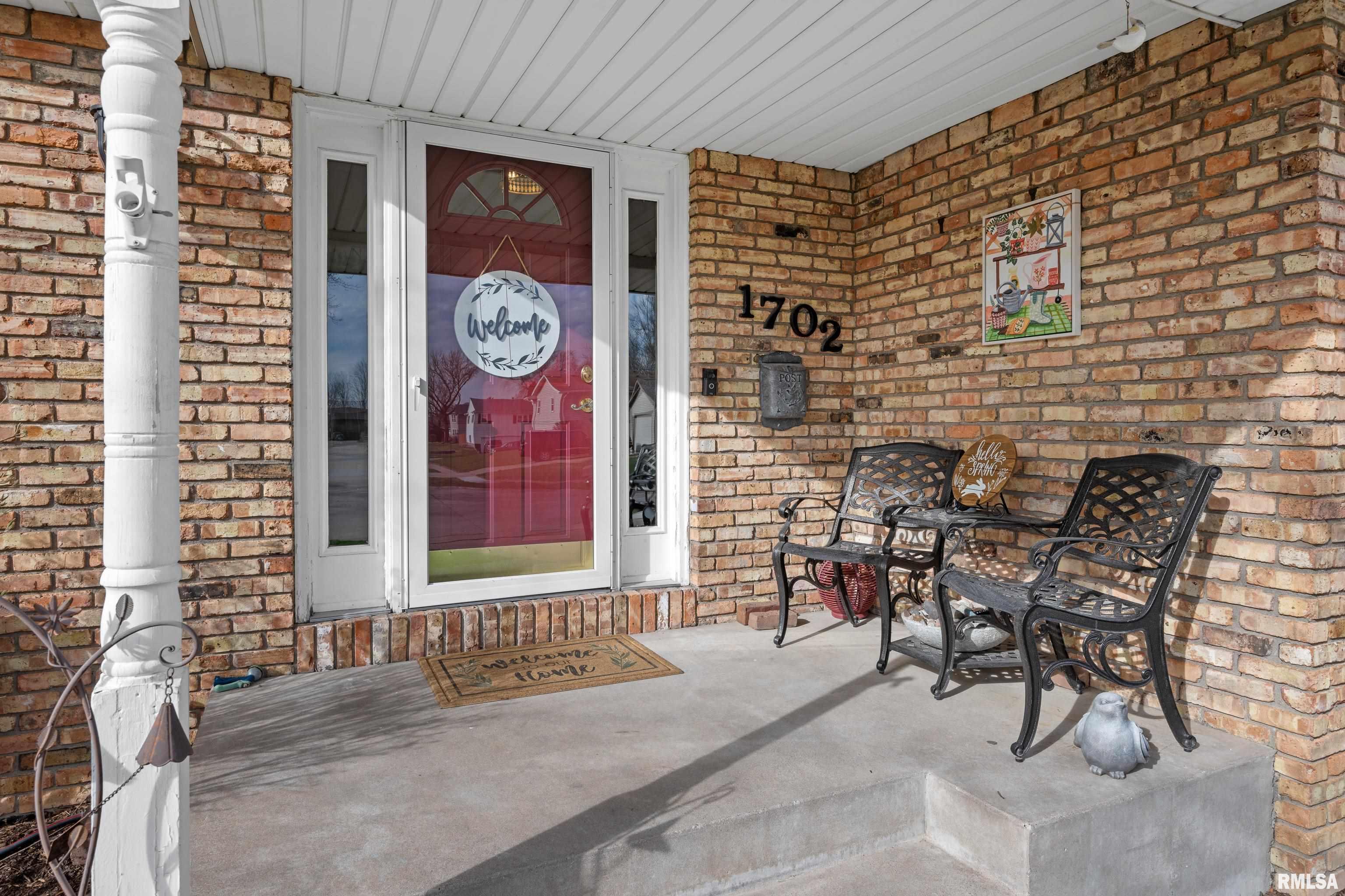1702 54th Street Court, Moline, Illinois image 2