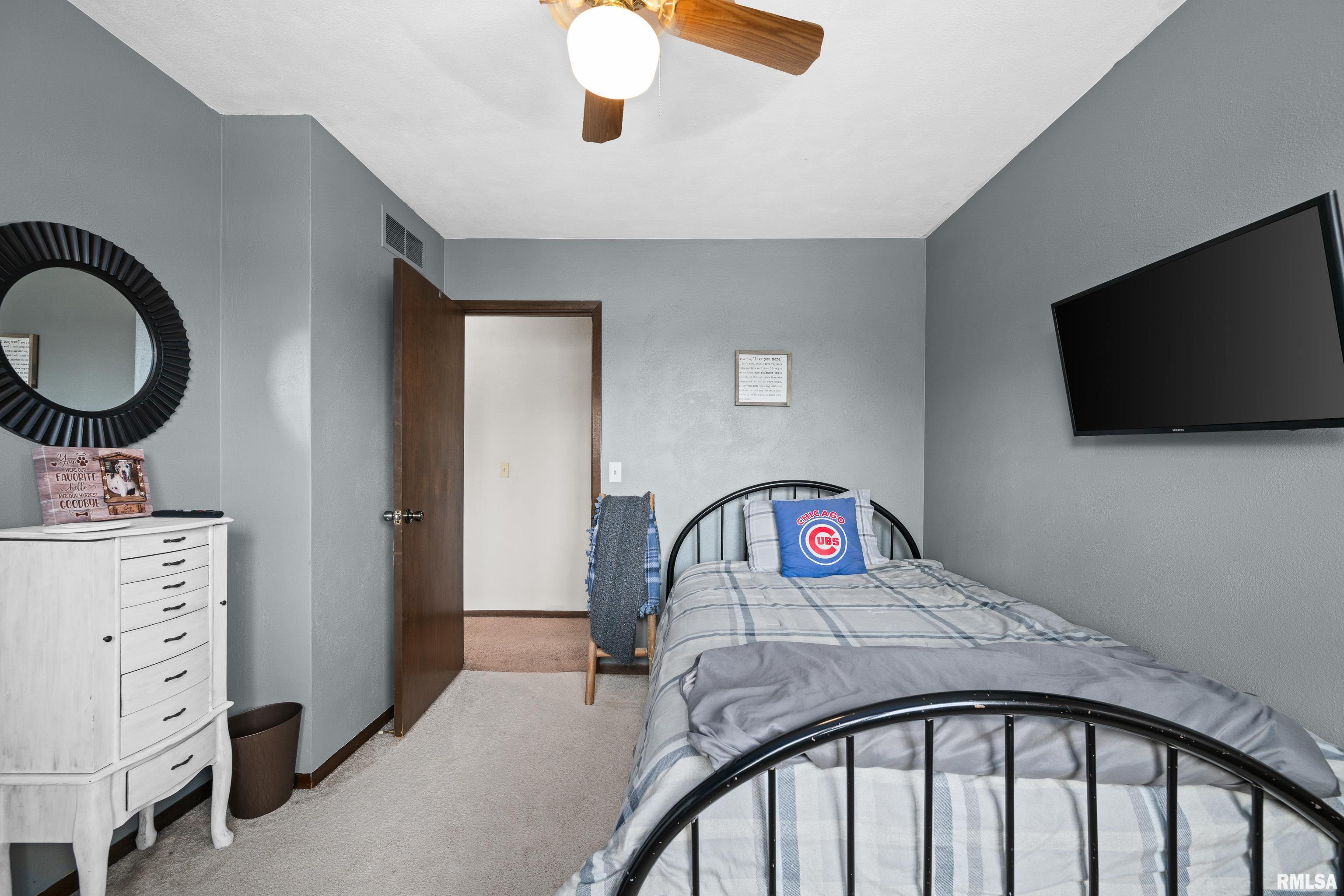 1702 54th Street Court, Moline, Illinois image 29