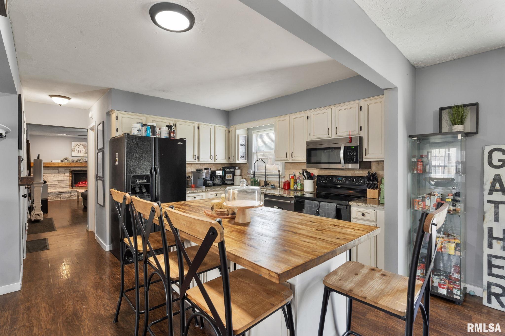 2149 W 30th Street, Davenport, Iowa image 9