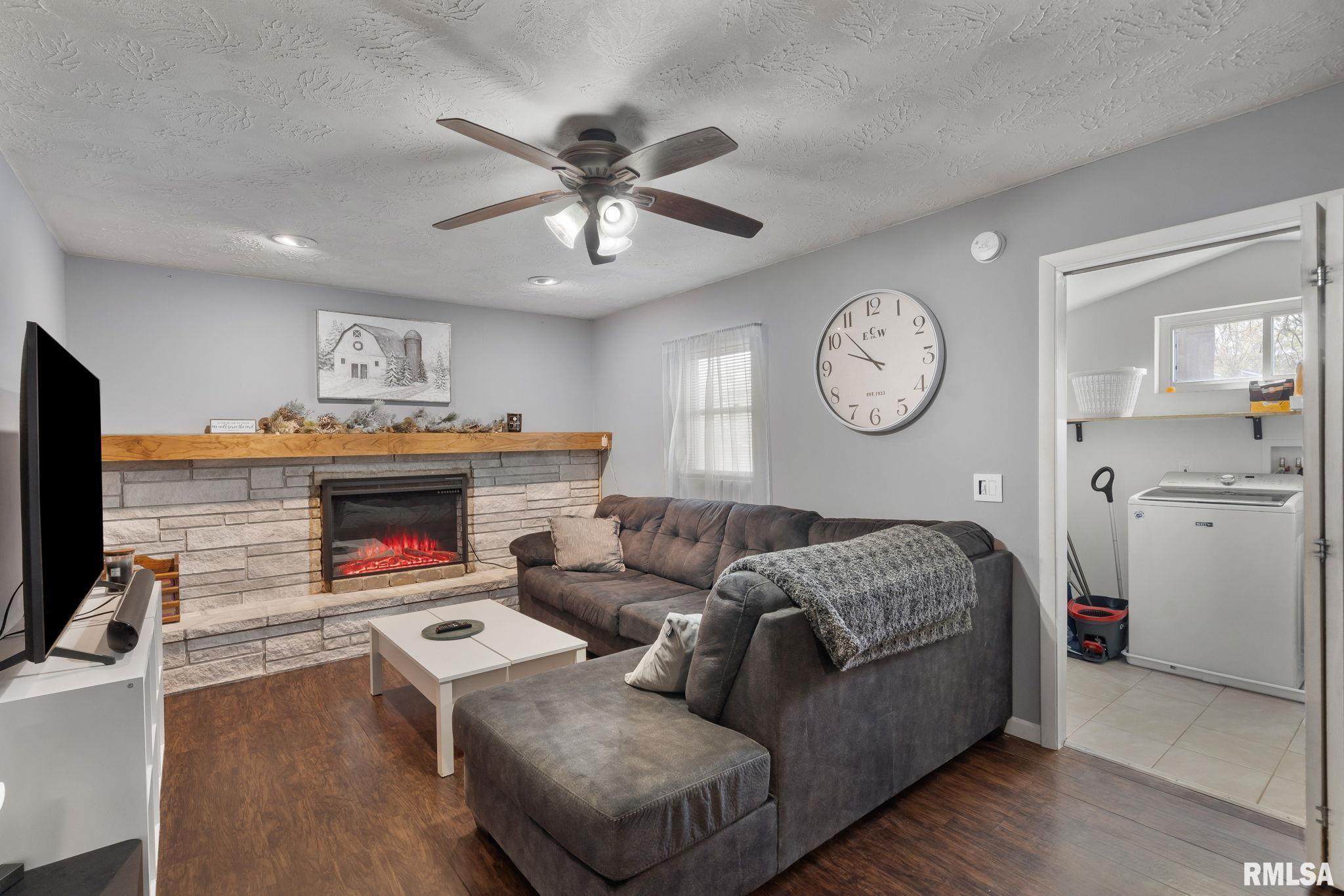 2149 W 30th Street, Davenport, Iowa image 10
