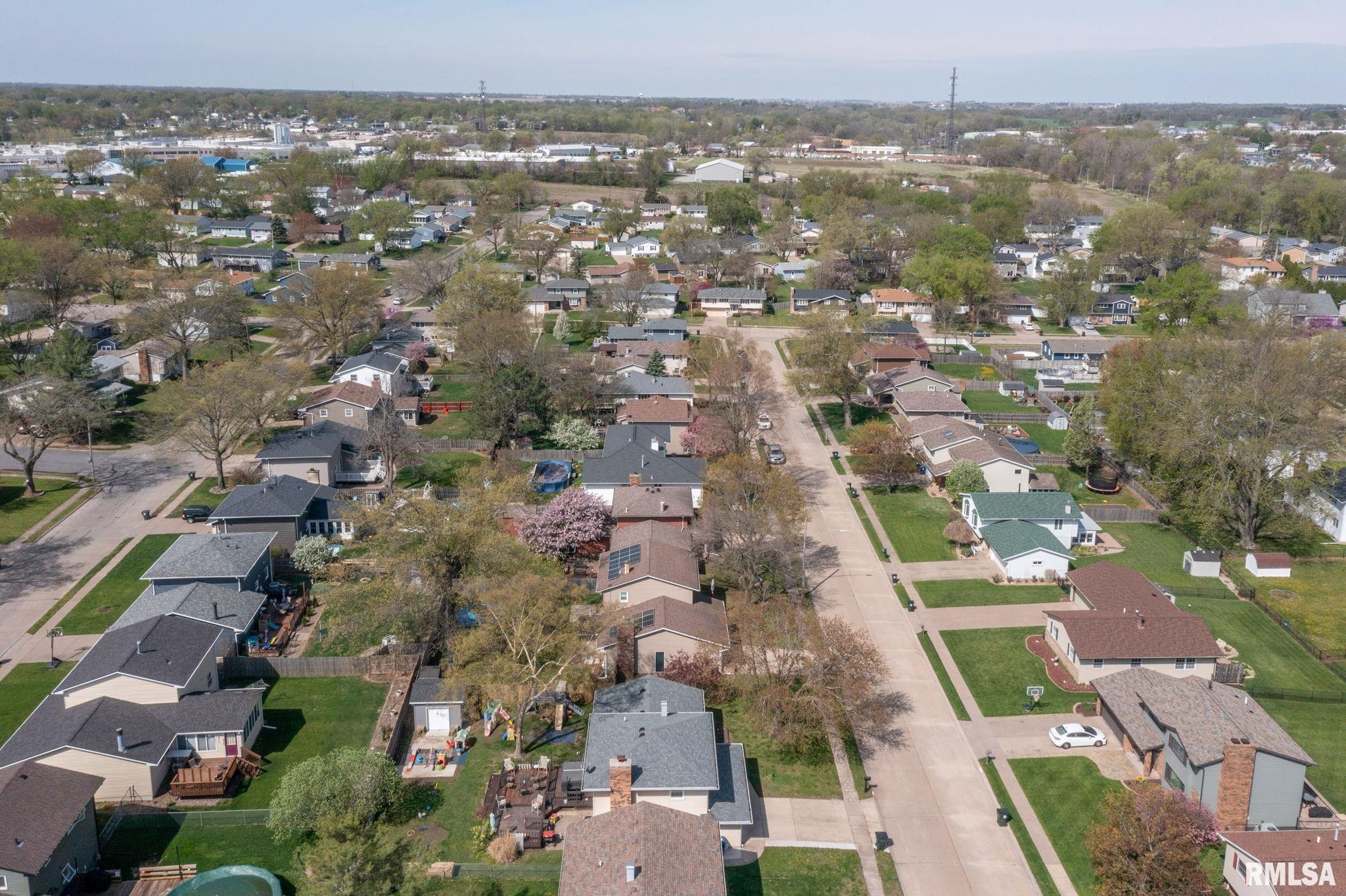 2149 W 30th Street, Davenport, Iowa image 37