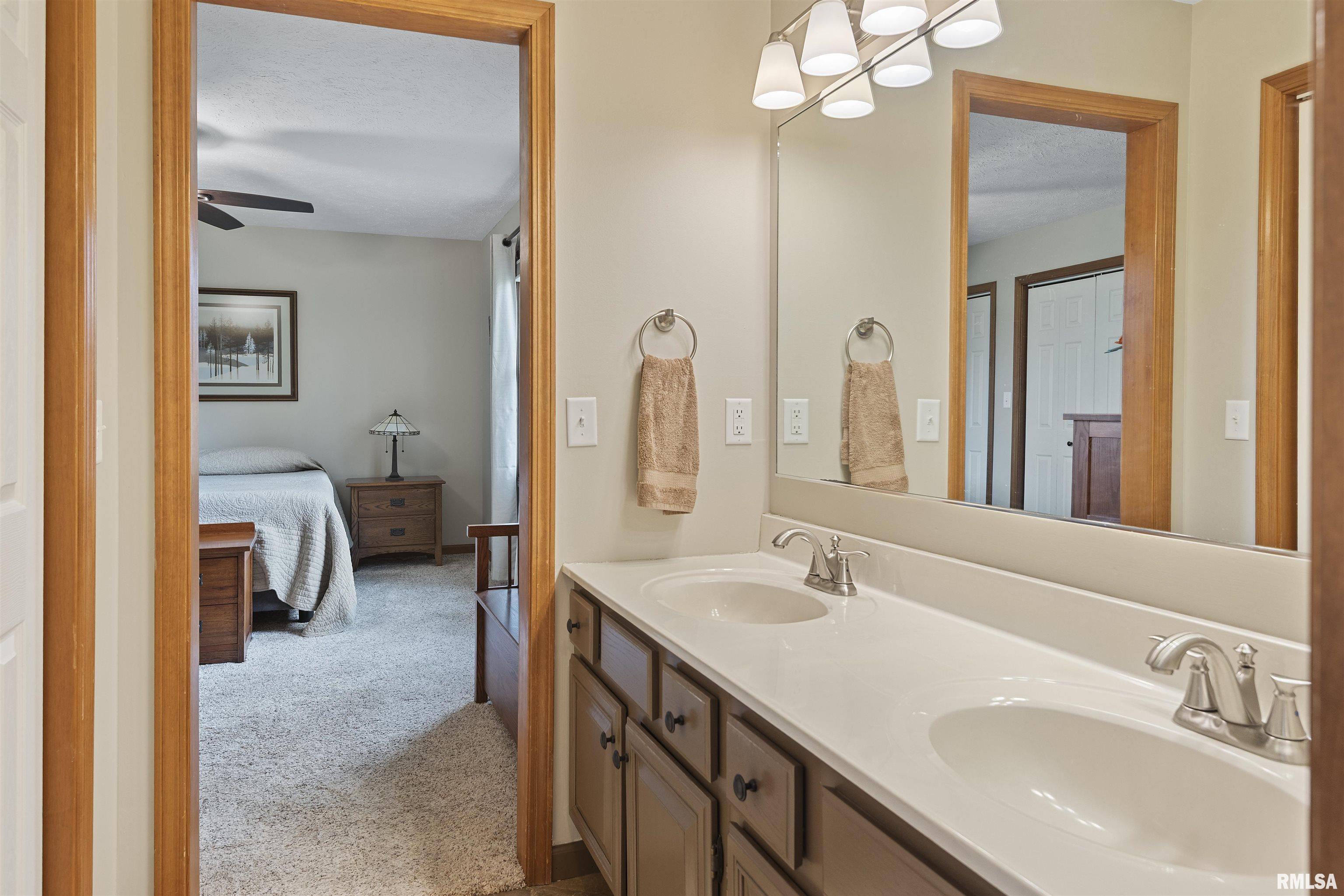 1500 Coralberry Court, Springfield, Illinois image 18