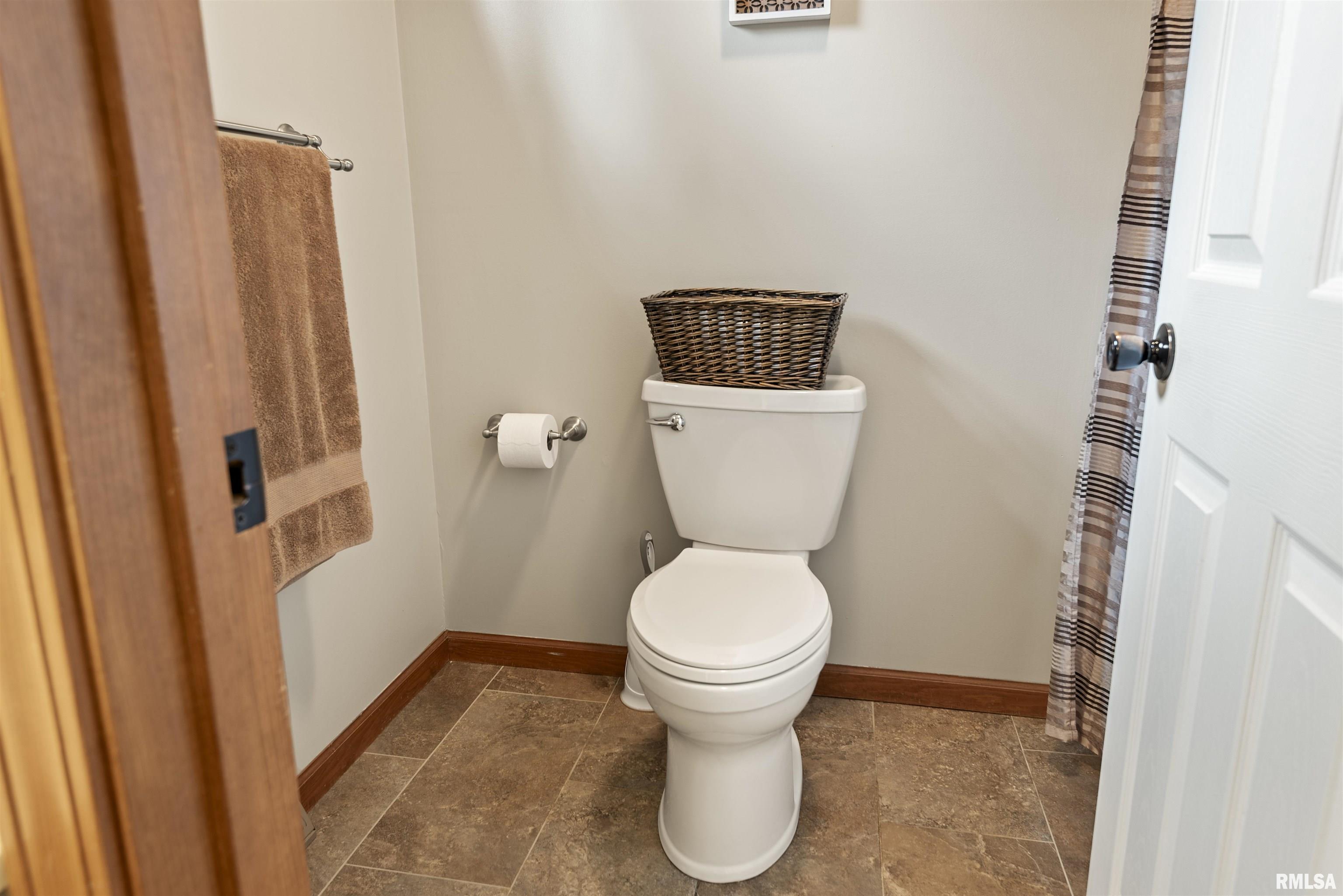 1500 Coralberry Court, Springfield, Illinois image 19