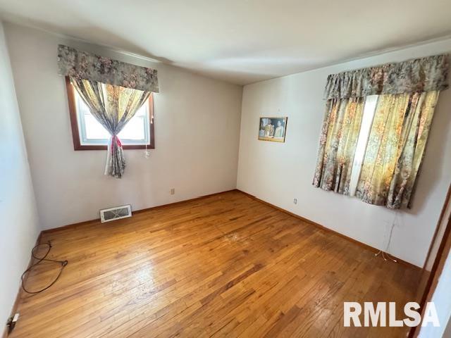 1433 Brion Place, Camanche, Iowa image 6