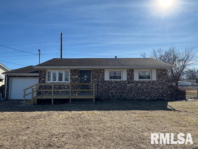 1433 Brion Place, Camanche, Iowa image 1