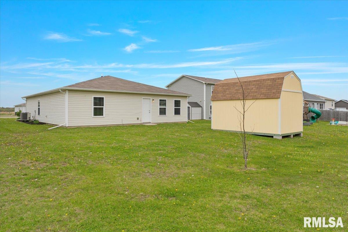 110 14th Avenue, De Witt, Iowa image 7