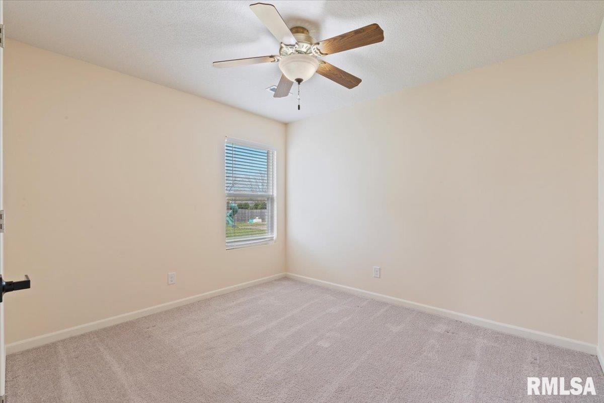 110 14th Avenue, De Witt, Iowa image 39