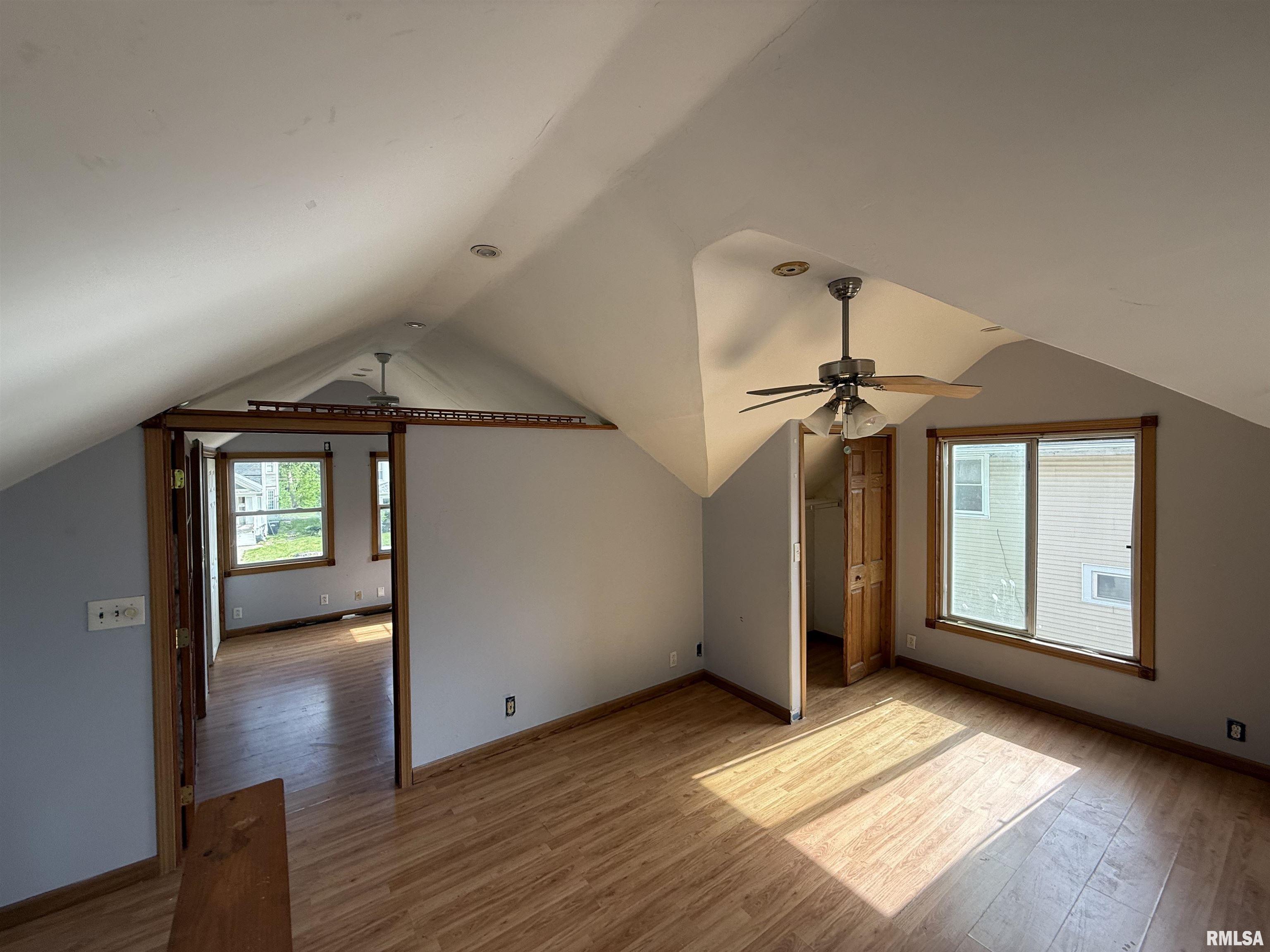 237 1st Avenue, Clinton, Iowa image 9