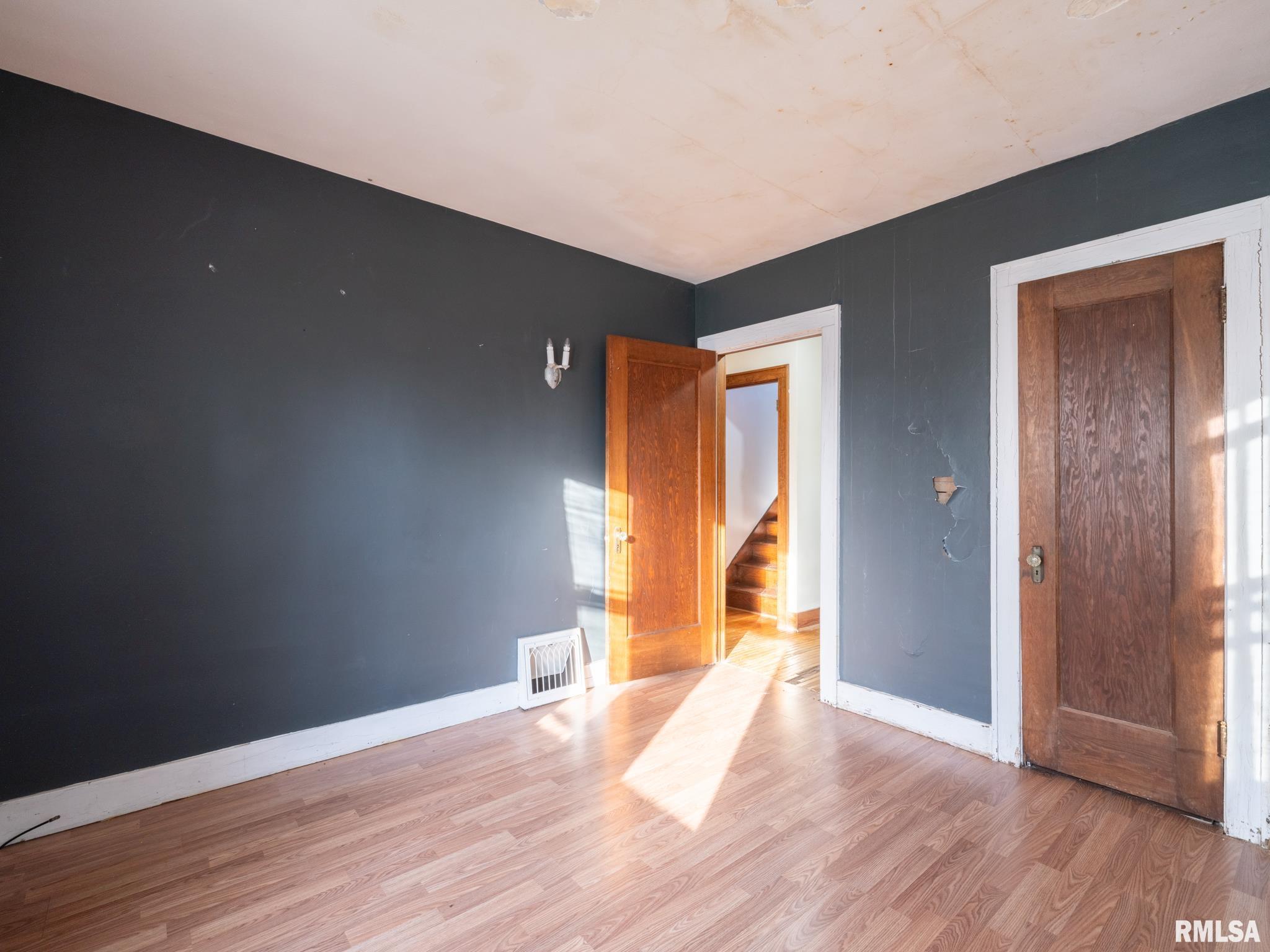 607 Pekin Avenue, East Peoria, Illinois image 21