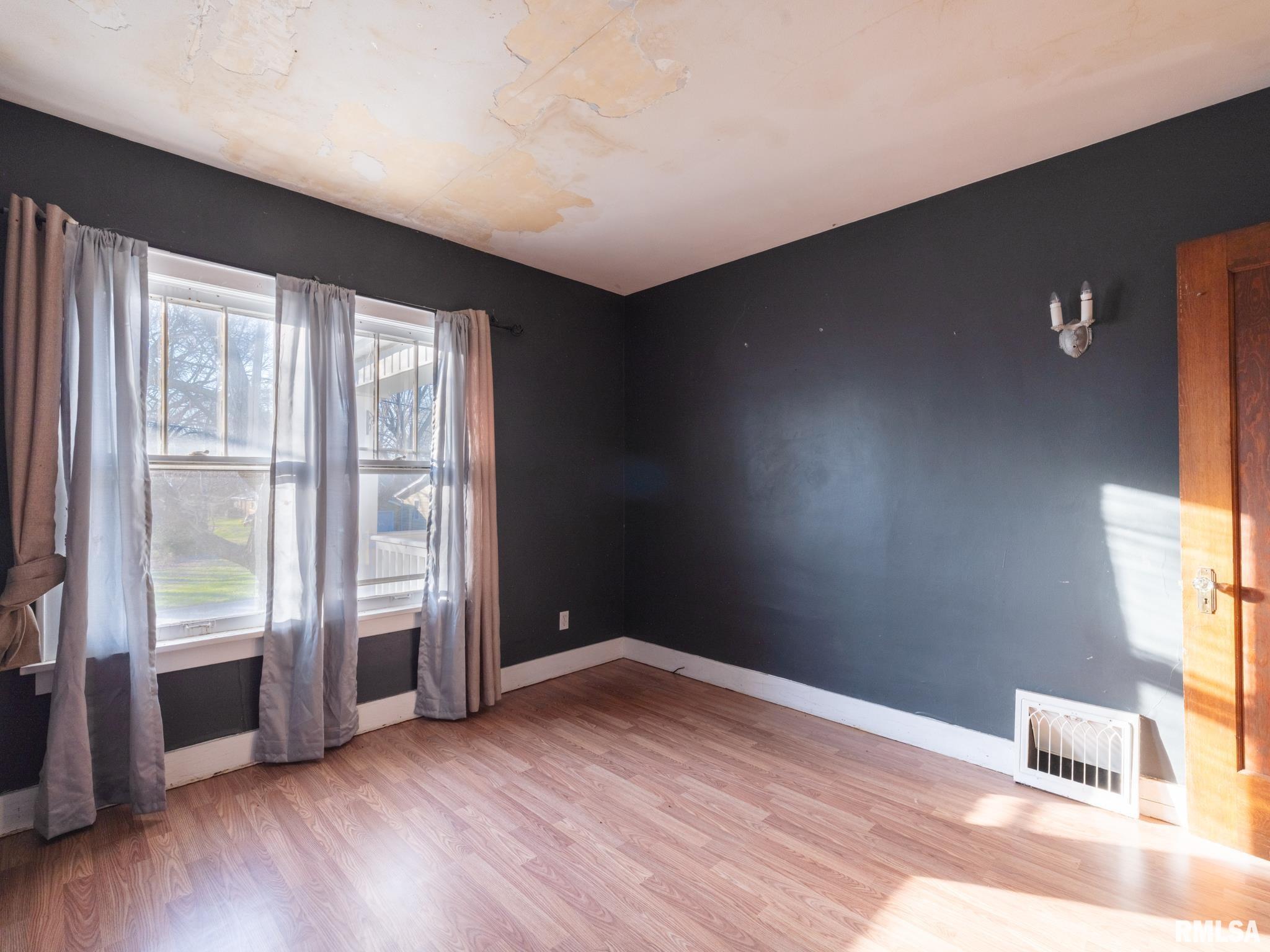 607 Pekin Avenue, East Peoria, Illinois image 20