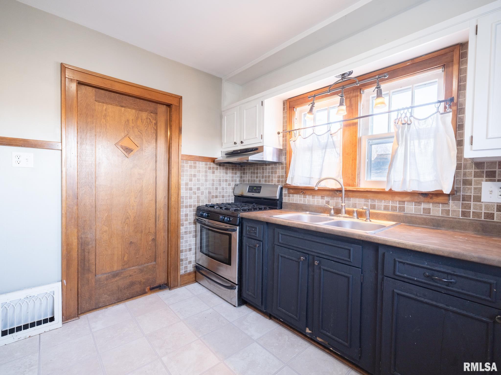 607 Pekin Avenue, East Peoria, Illinois image 15