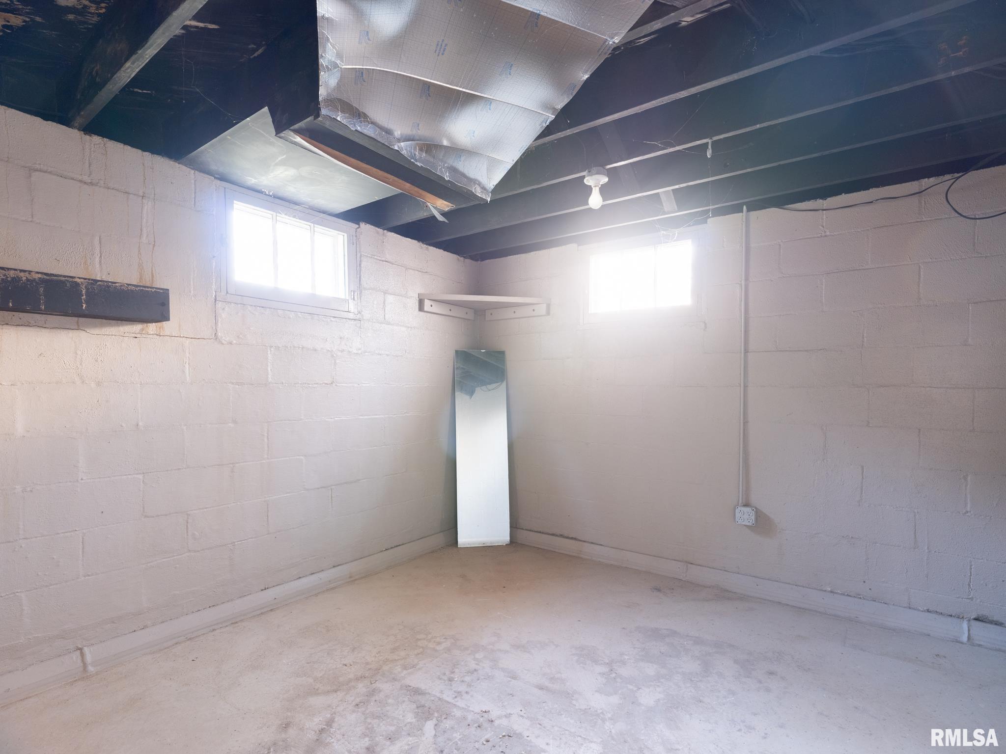 607 Pekin Avenue, East Peoria, Illinois image 47