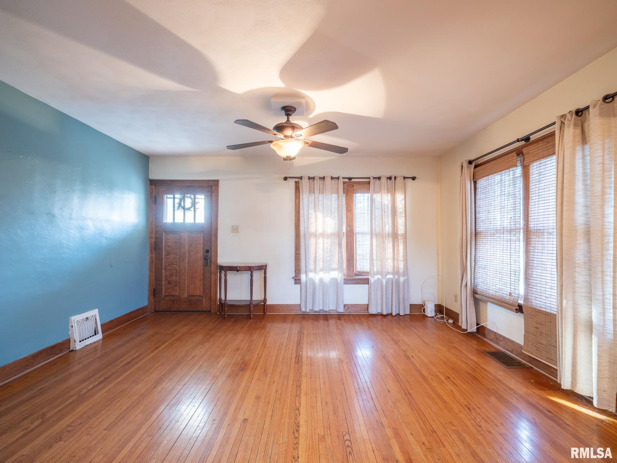 607 Pekin Avenue, East Peoria, Illinois image 6