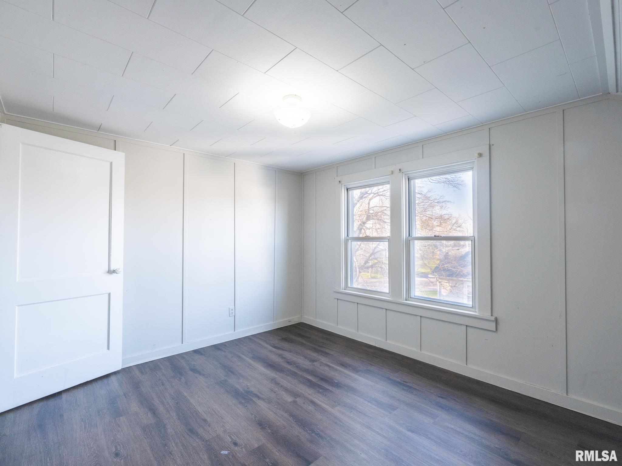 607 Pekin Avenue, East Peoria, Illinois image 39