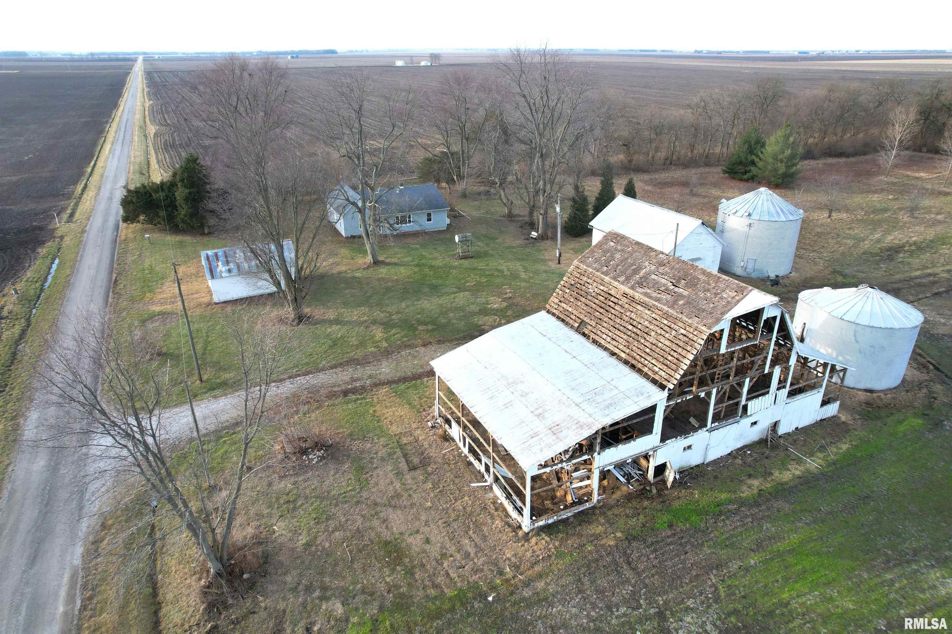 26521 Bray Road, Carlinville, Illinois image 15