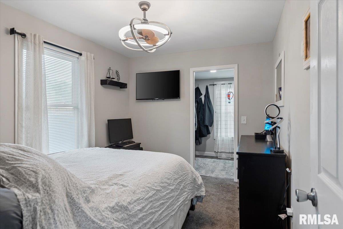 2705 S Walnut Street, Springfield, Illinois image 12