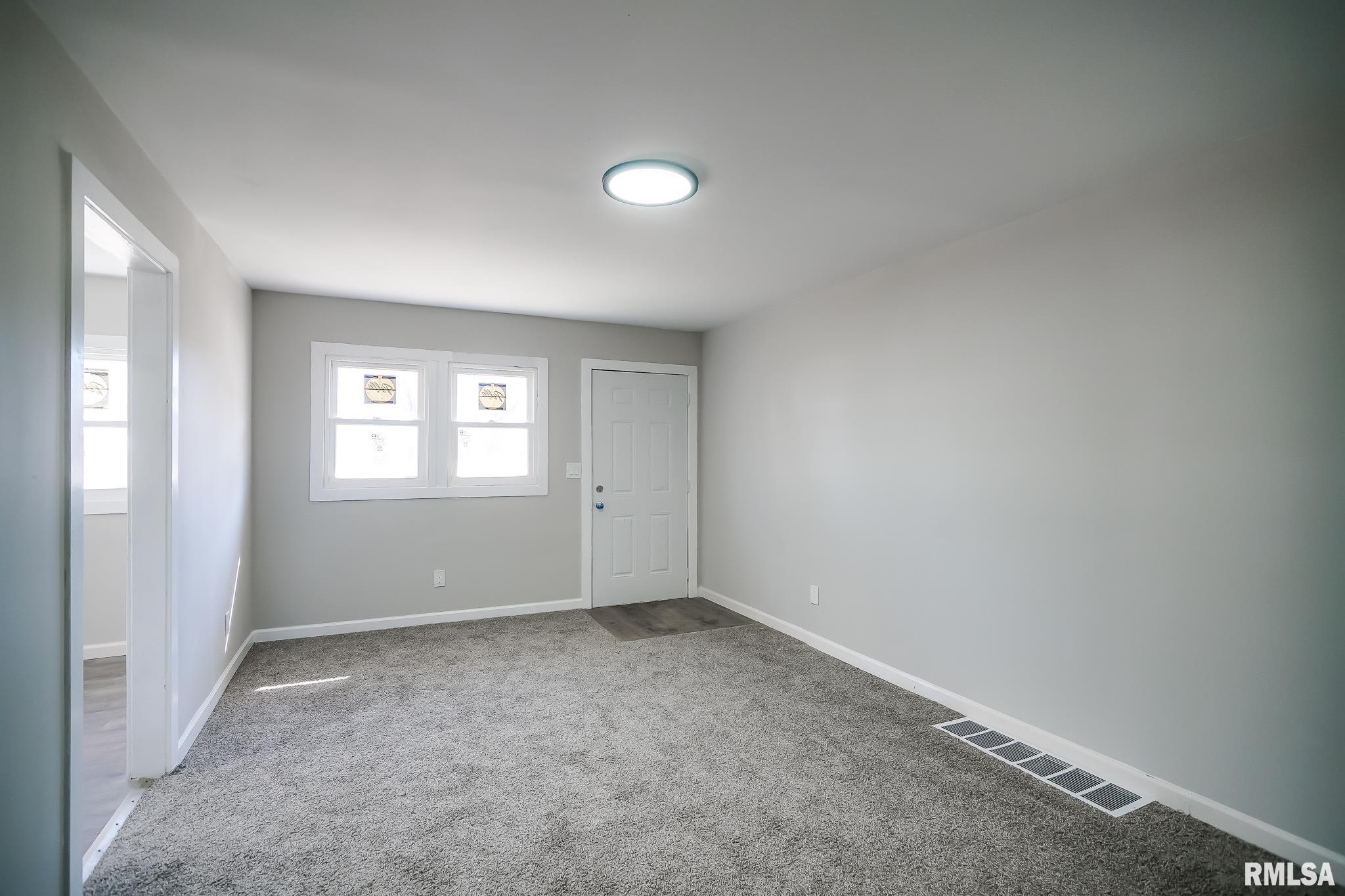 2217 W Marquette Street, Peoria, Illinois image 4