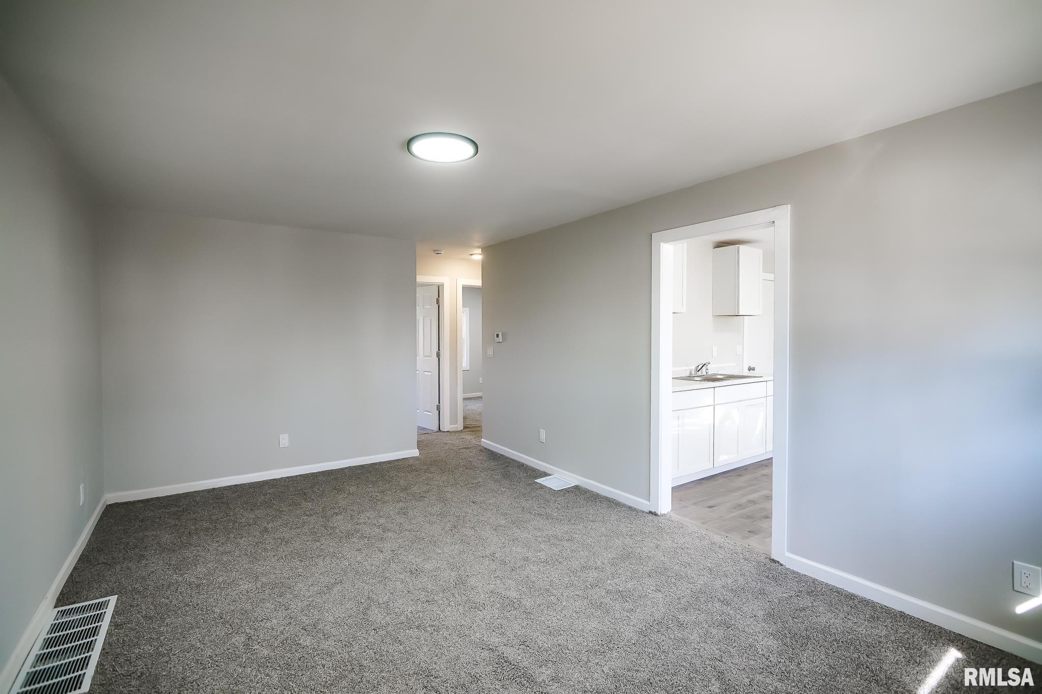 2217 W Marquette Street, Peoria, Illinois image 2